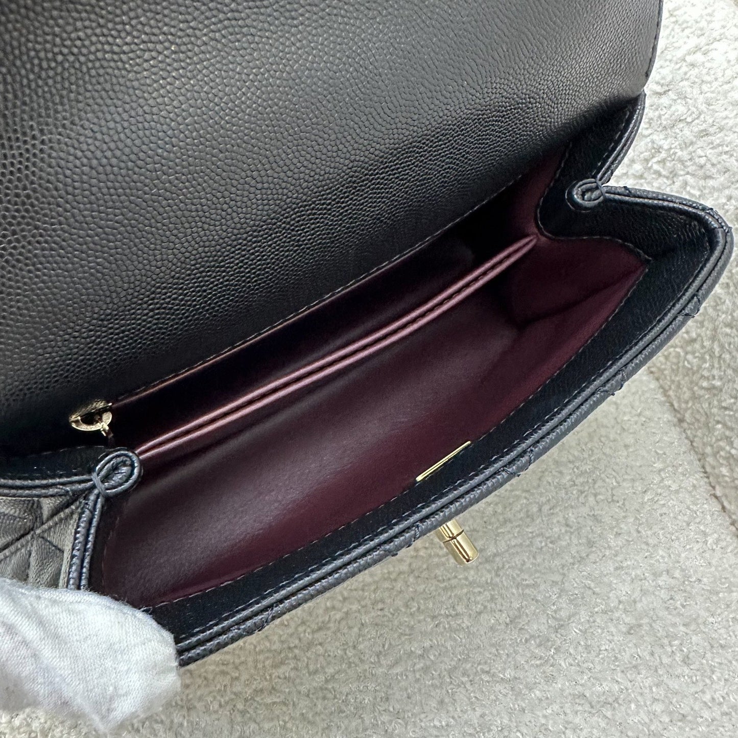 GLM-Small (24cm) Coco Handle Flap in Black Caviar and LGHW (Model: A92990)