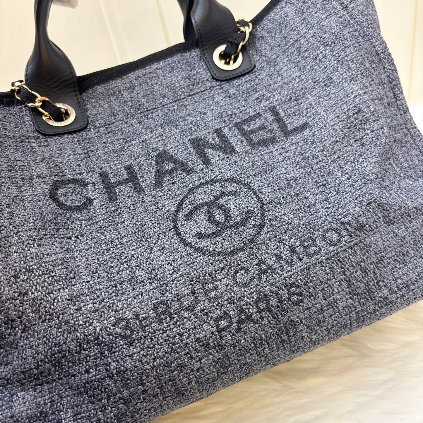 GLM-Medium / Large Deauville Tote in Navy Cotton, Nylon, Lurex, Calfskin and LGHW (Model: A66941)