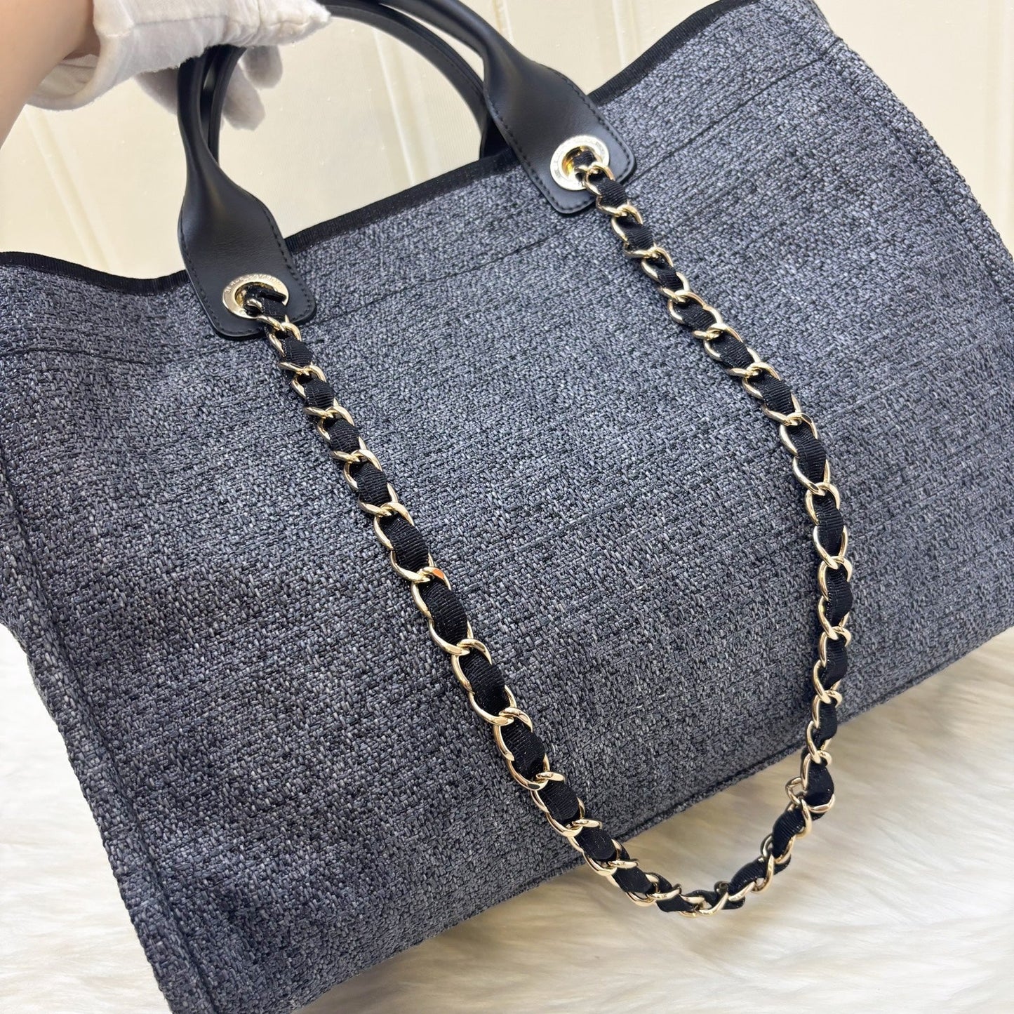 GLM-Medium / Large Deauville Tote in Navy Cotton, Nylon, Lurex, Calfskin and LGHW (Model: A66941)