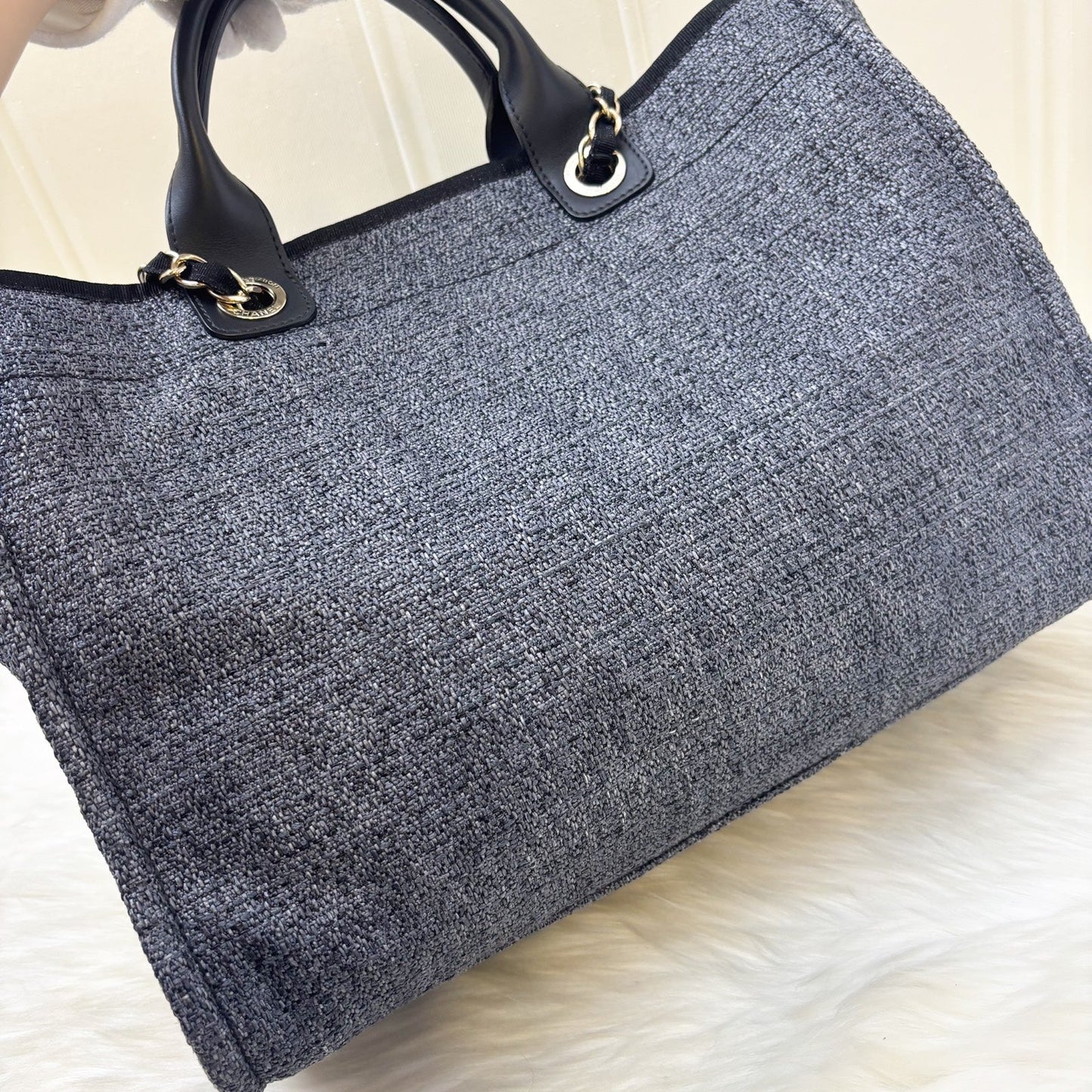 GLM-Medium / Large Deauville Tote in Navy Cotton, Nylon, Lurex, Calfskin and LGHW (Model: A66941)
