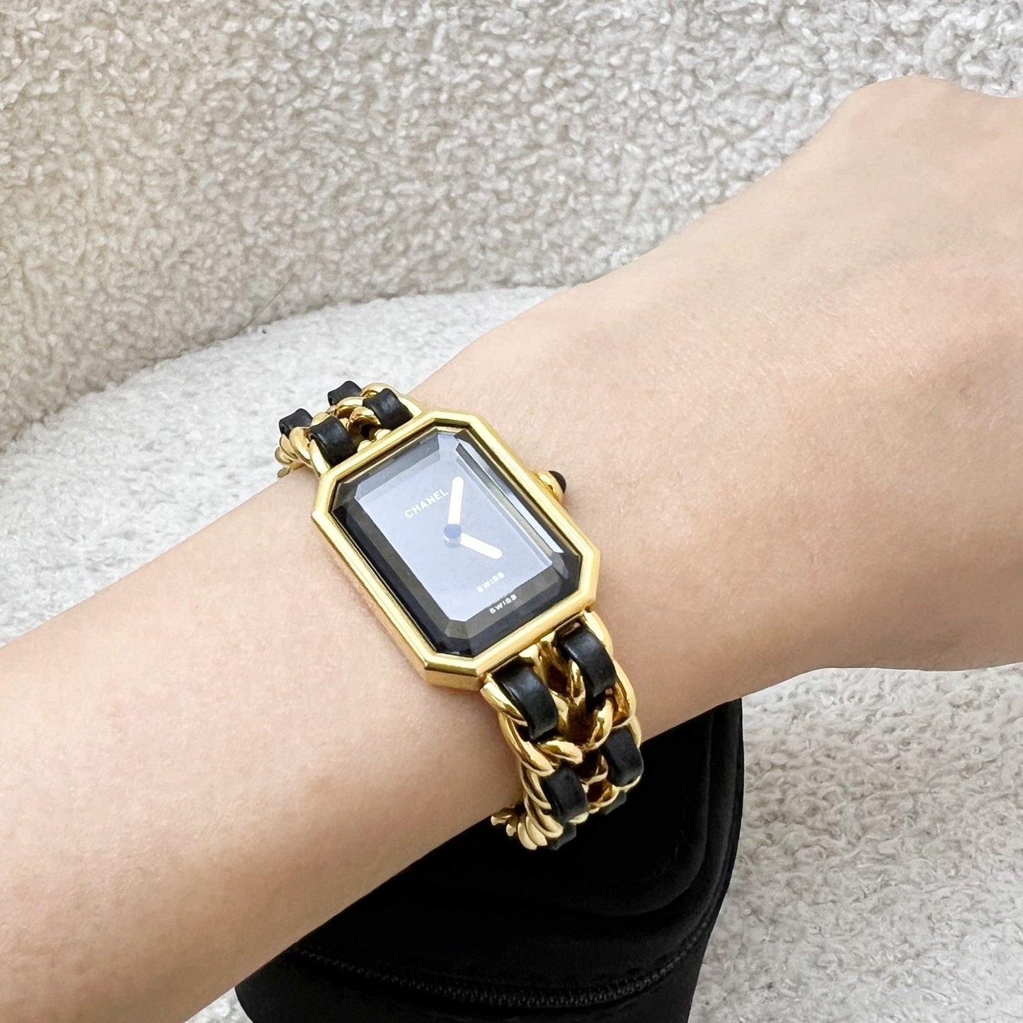 GLM- Premiere Watch in 24K GHW and Black Leather Size S