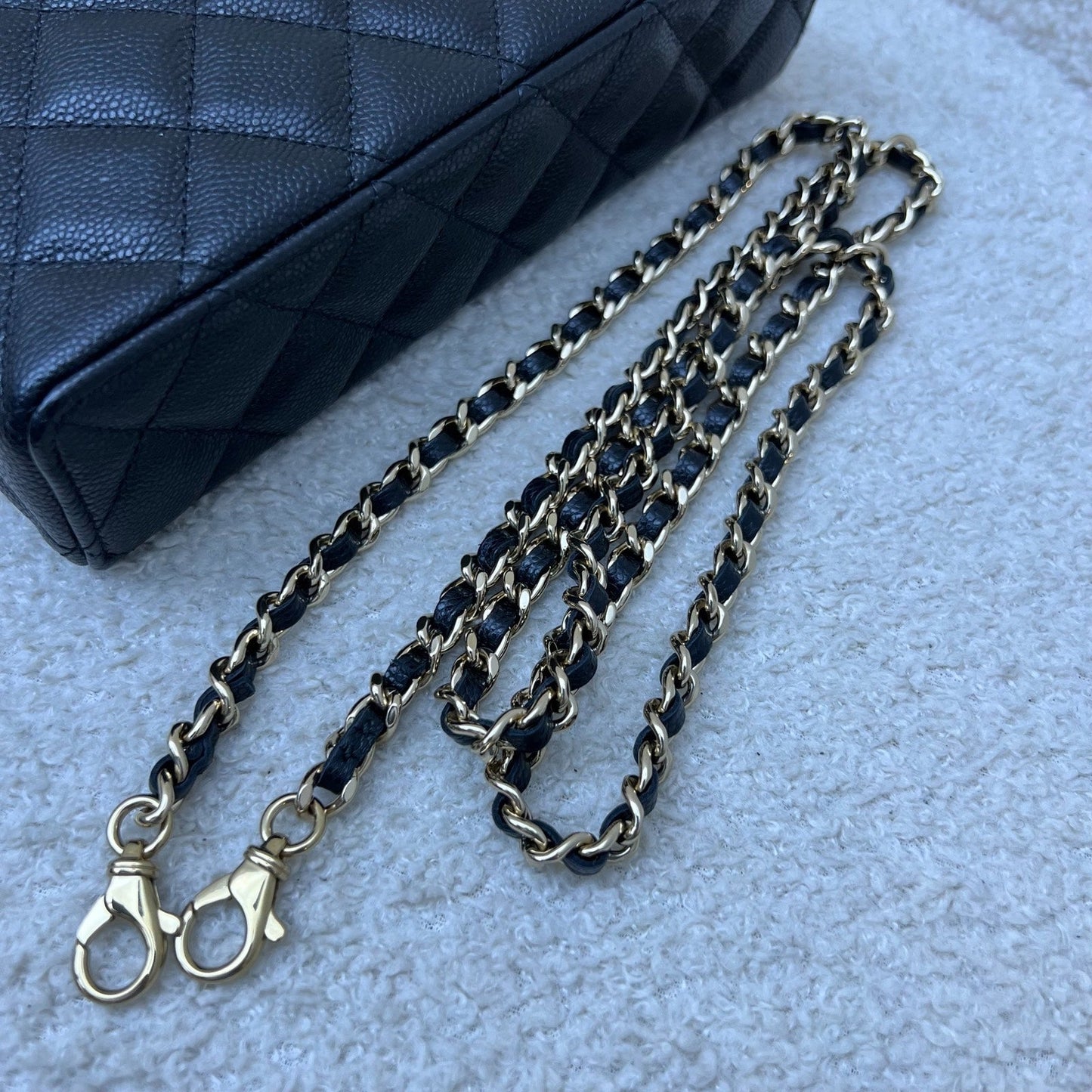 GLM-25C Vanity / Clutch with Chain (LP Style Bag) in Black Caviar and LGHW (Model: AP4385)