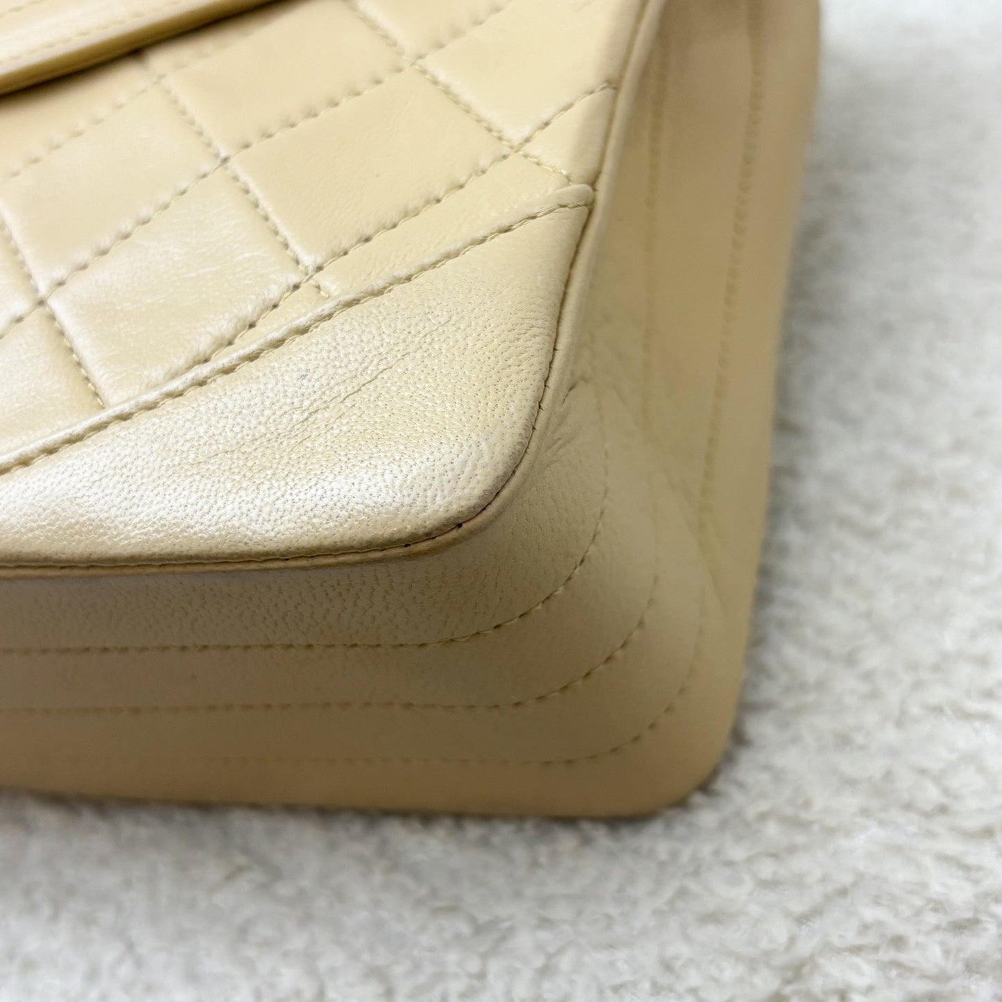 GLM- Flap in Beige Lambskin and GHW