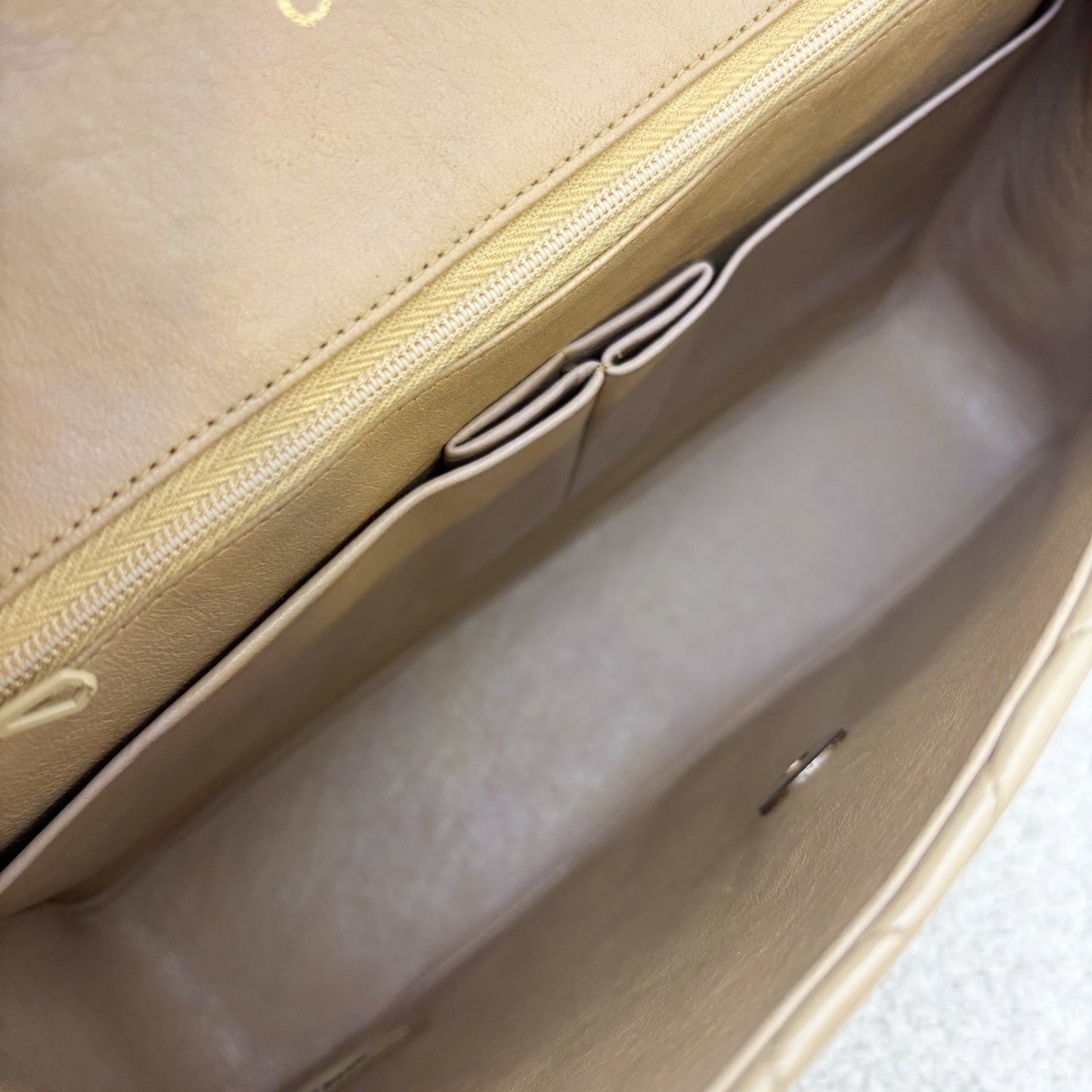 GLM- Flap in Beige Lambskin and GHW