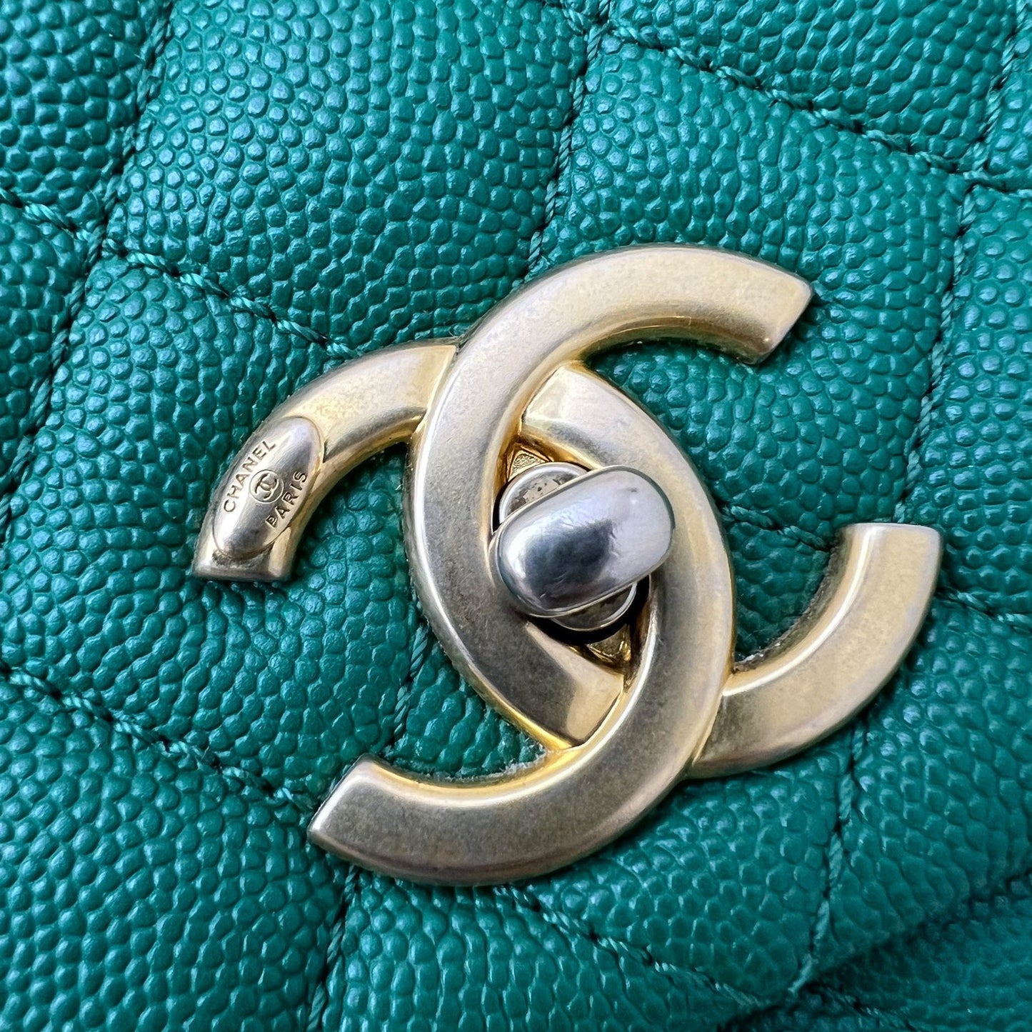 GLM-Medium 29cm Coco Handle Flap in Green Caviar and AGHW
