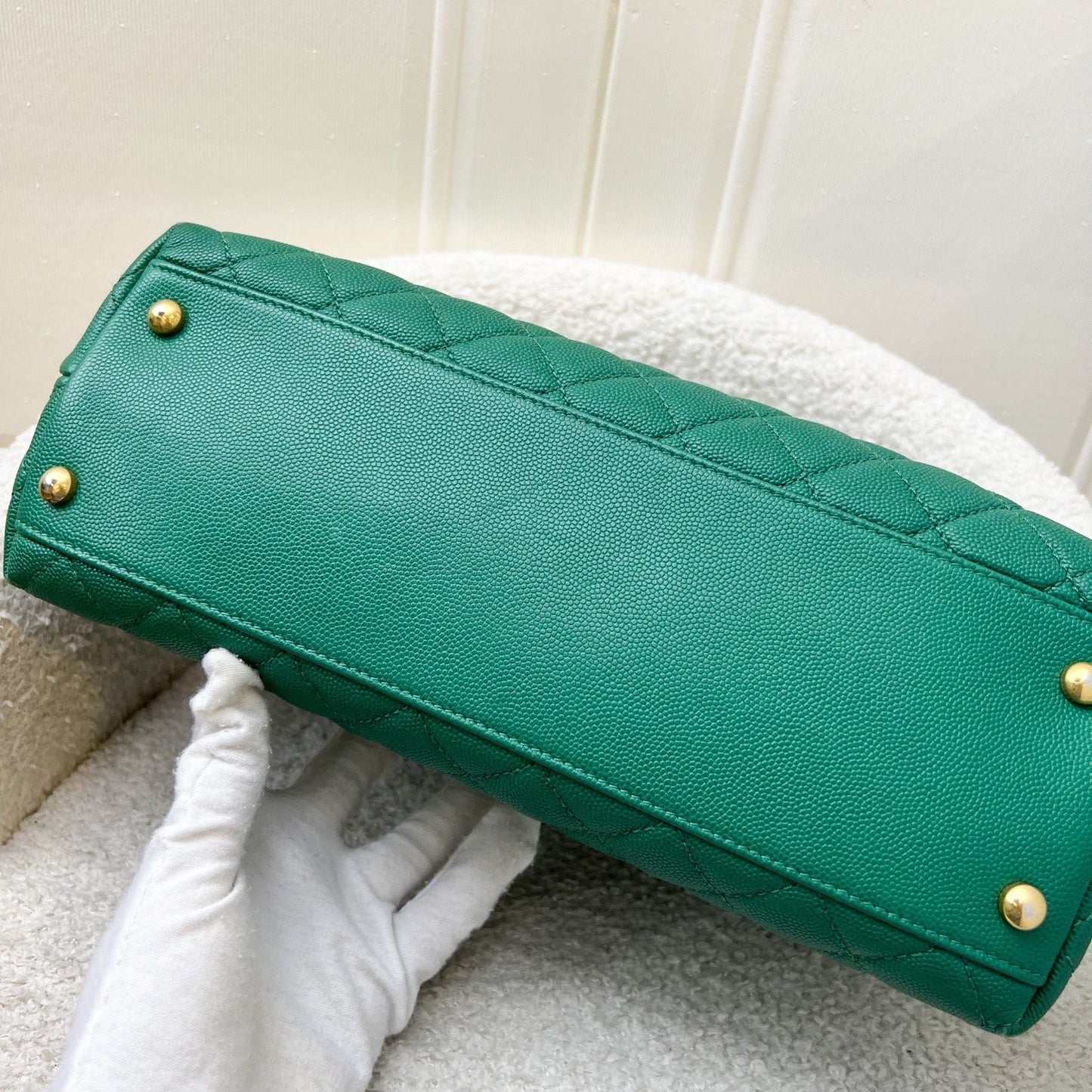 GLM-Medium 29cm Coco Handle Flap in Green Caviar and AGHW