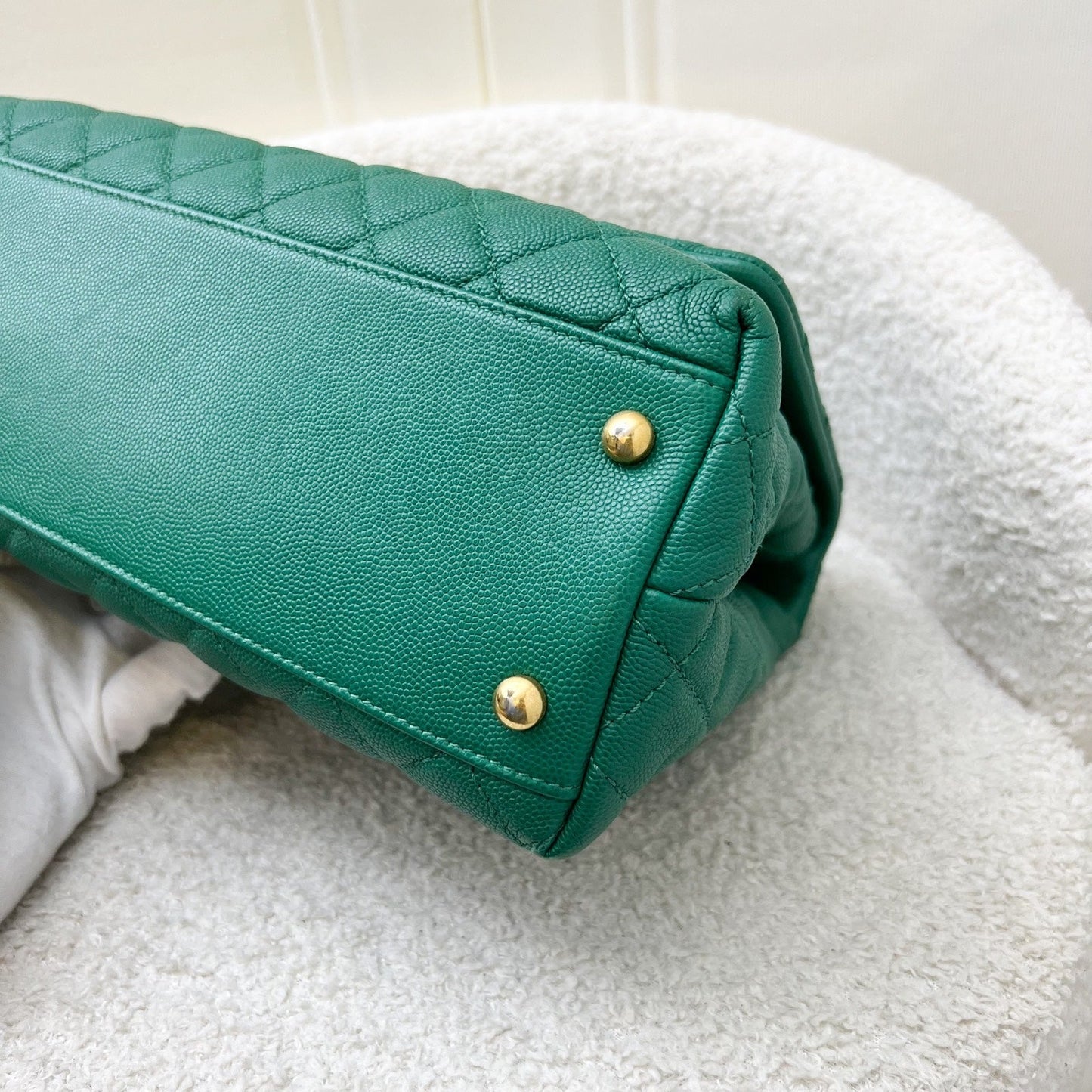 GLM-Medium 29cm Coco Handle Flap in Green Caviar and AGHW