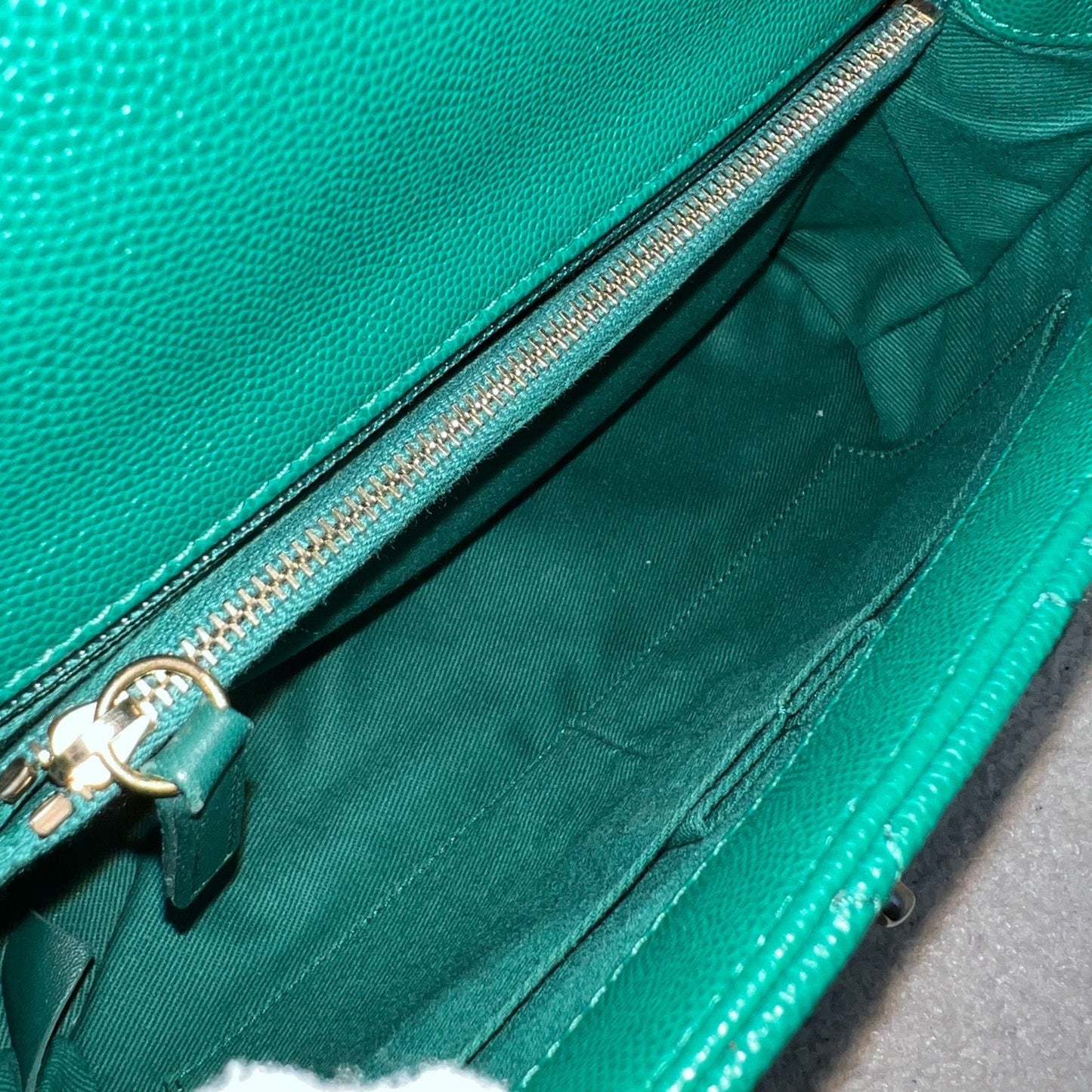 GLM-Medium 29cm Coco Handle Flap in Green Caviar and AGHW