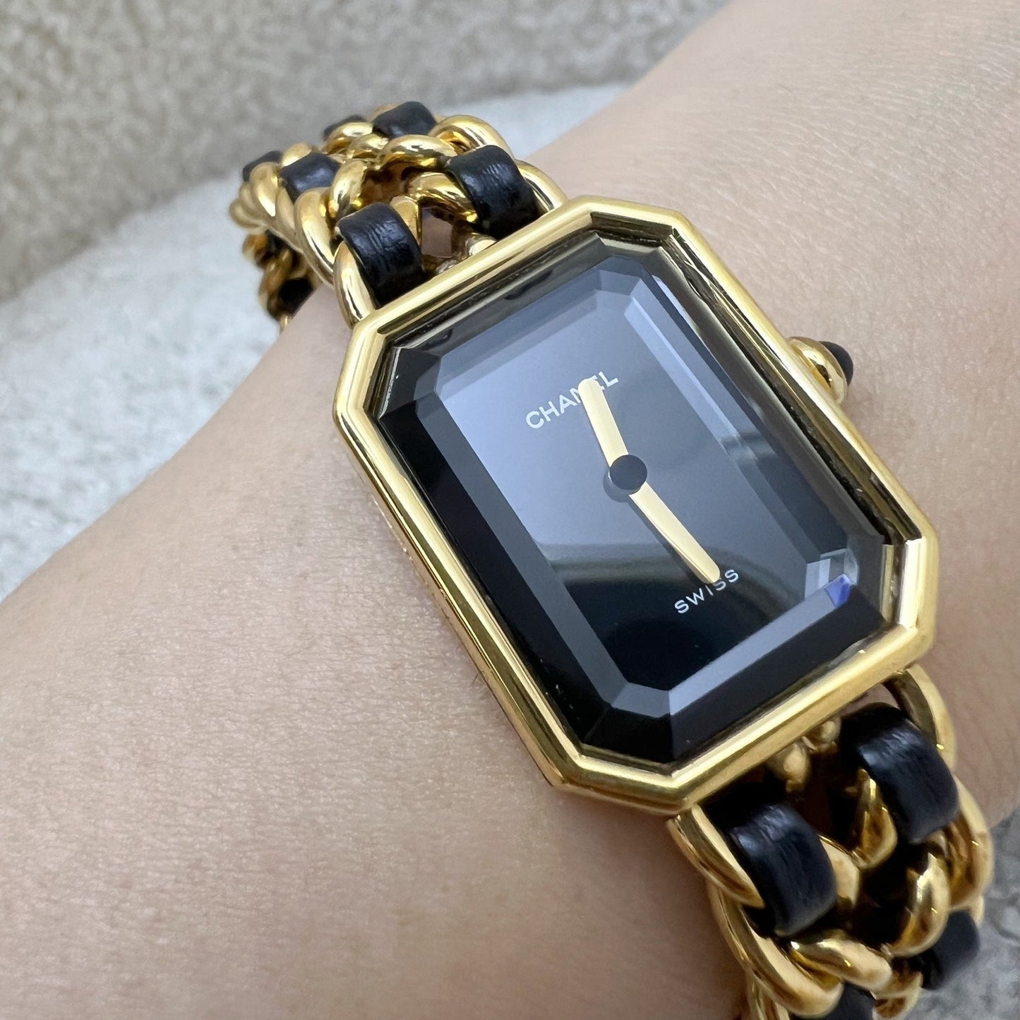 GLM- Premiere Watch in 24K GHW and Black Leather Size M