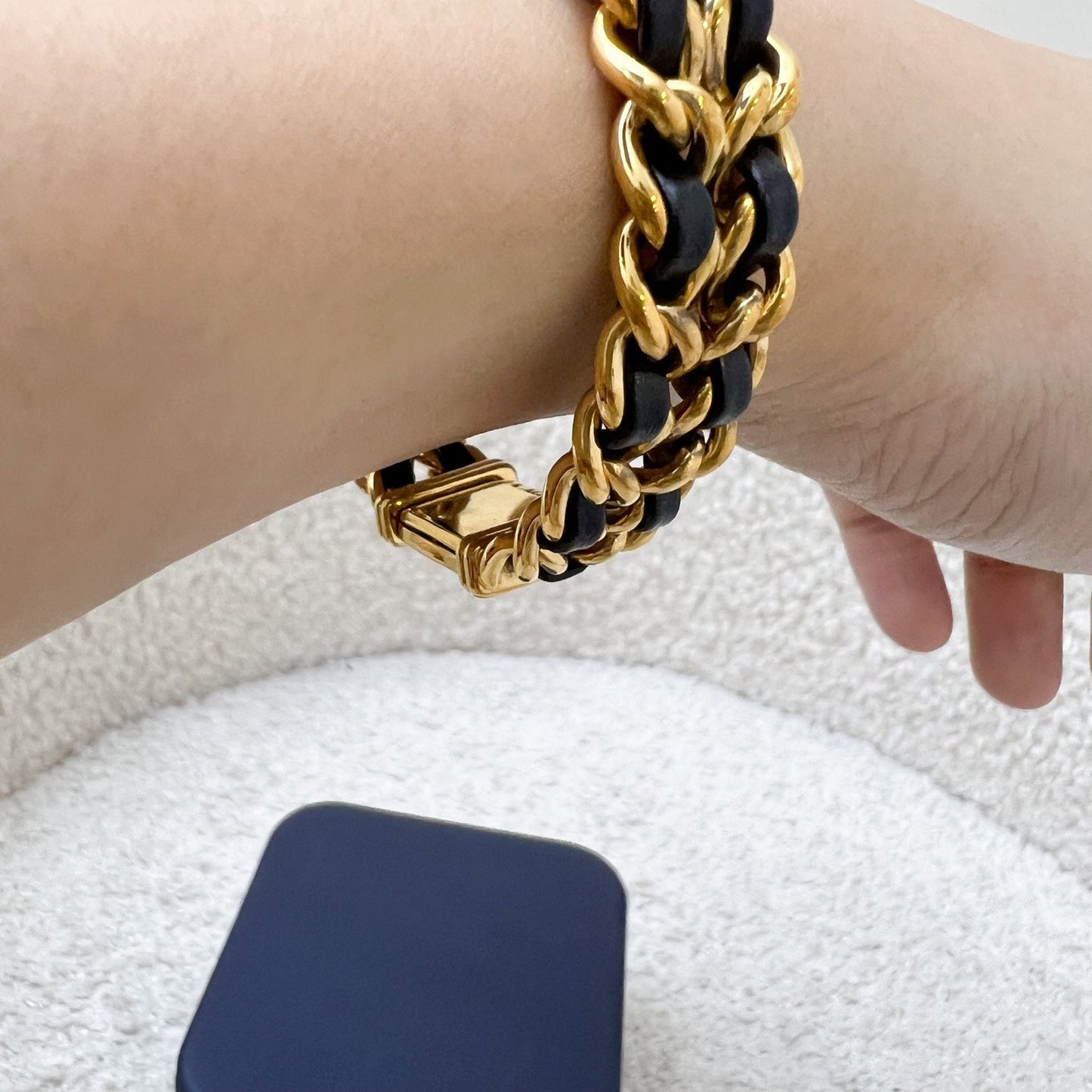 GLM- Premiere Watch in 24K GHW and Black Leather Size M