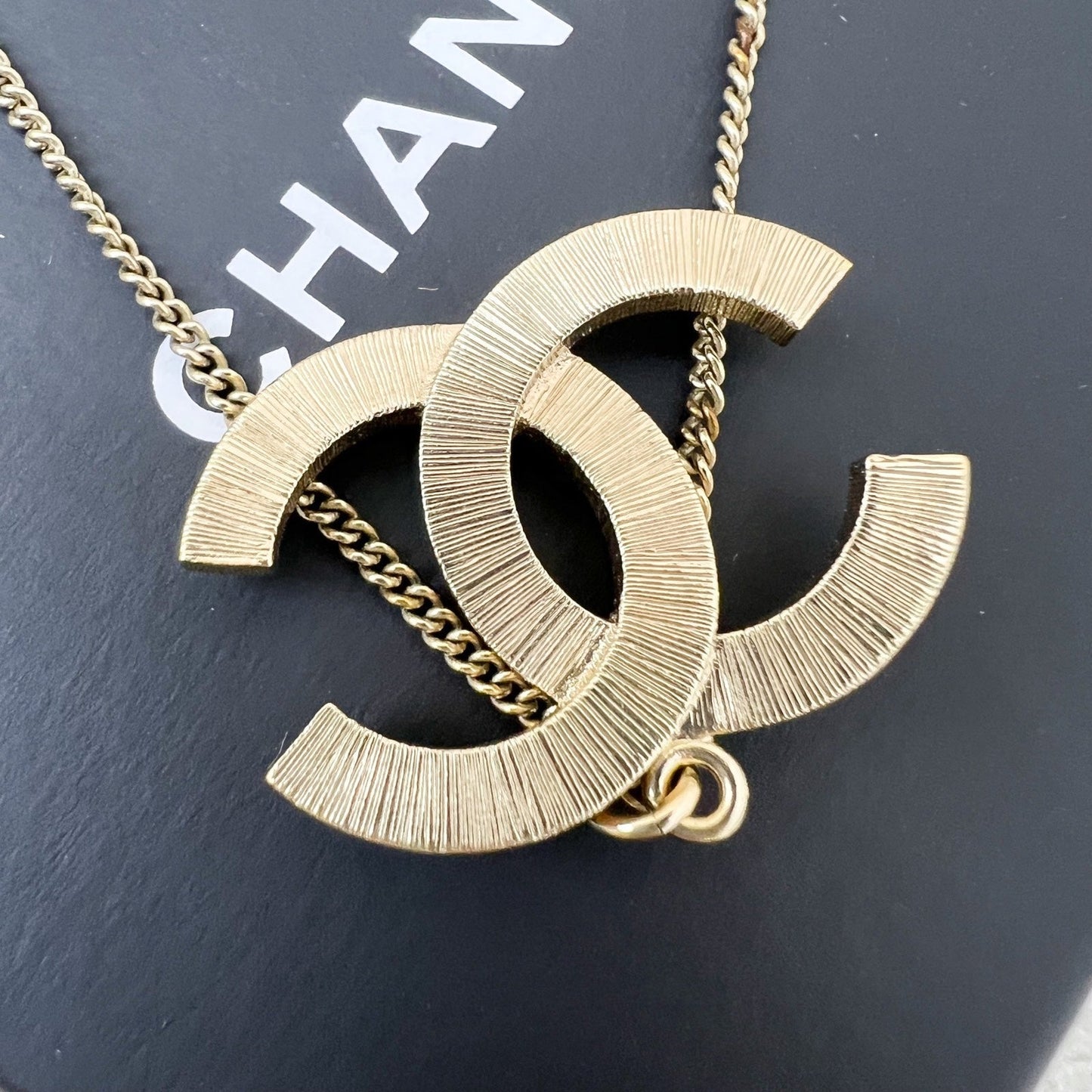 GLM-Medium GLM- Logo Necklace in AGHW