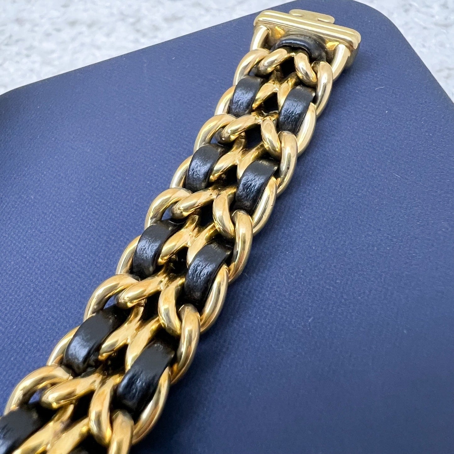 GLM- Premiere Watch in 24K GHW and Black Leather Size M