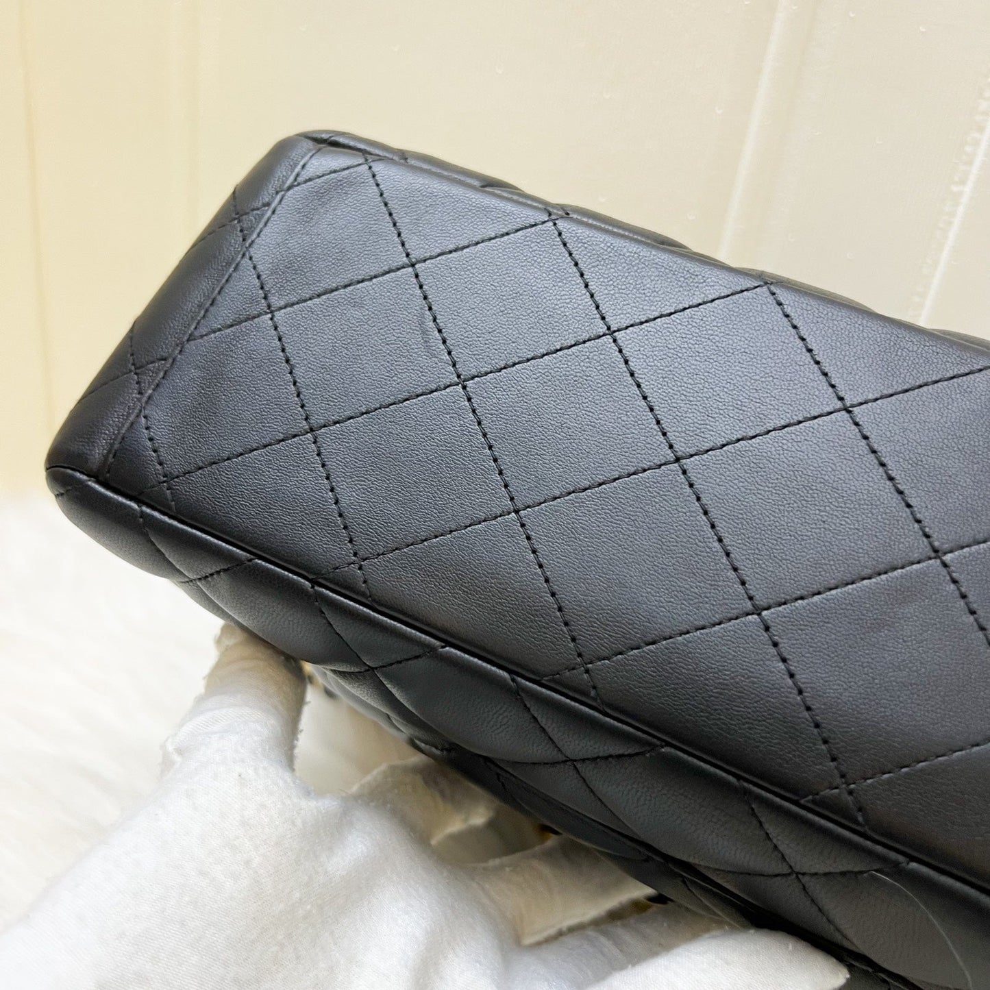 GLM-Maxi Classic Flap SF in Black Lambskin and GHW