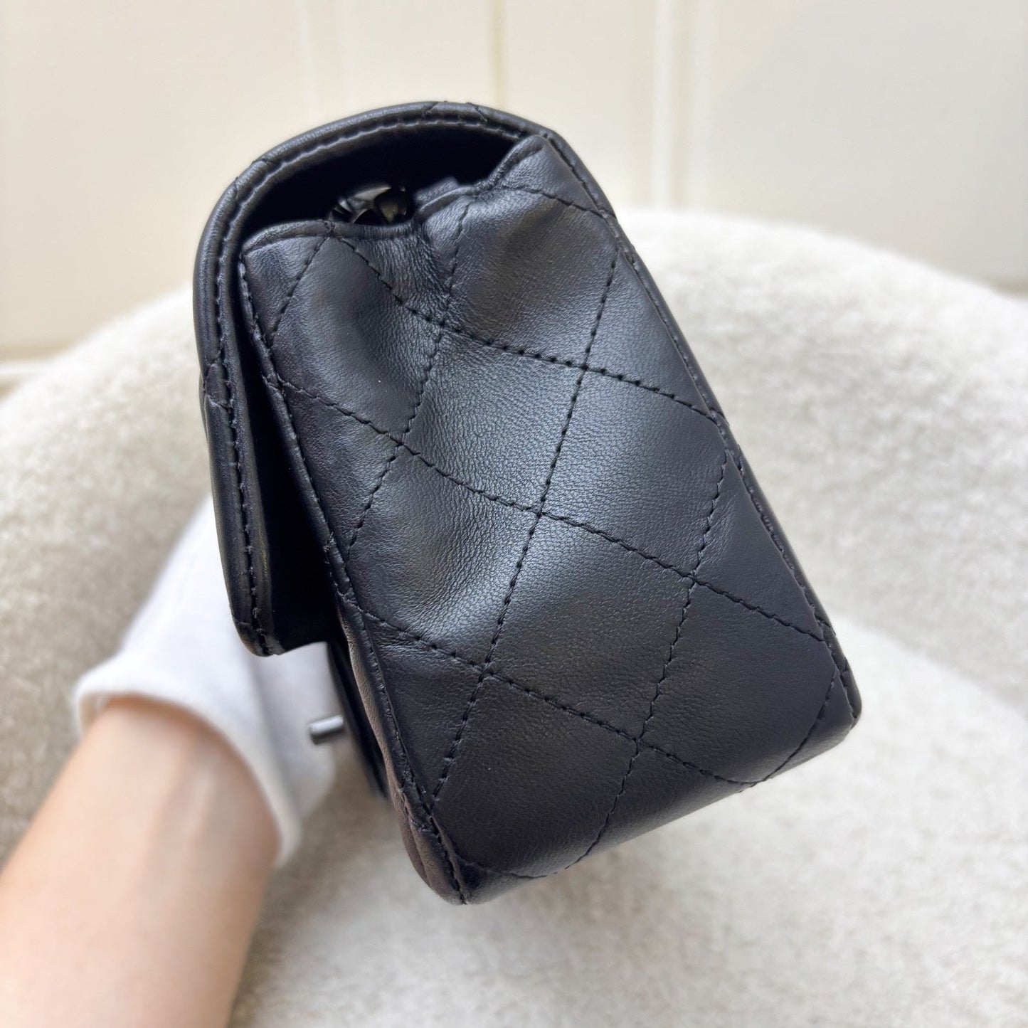 GLM-So Black Classic Mini Rectangle Flap in Black Lambskin and Black HW (Model: A69900)