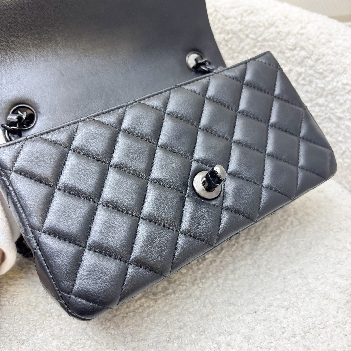 GLM-So Black Classic Mini Rectangle Flap in Black Lambskin and Black HW (Model: A69900)
