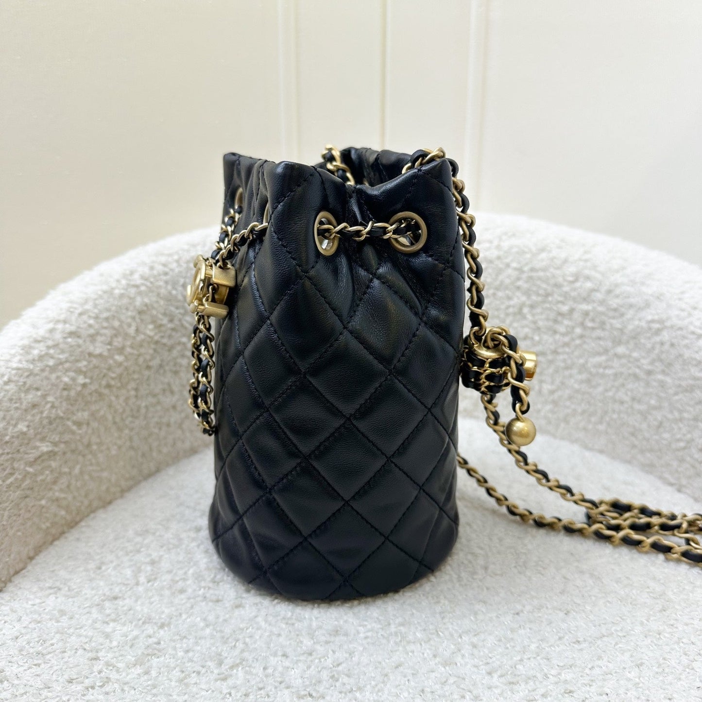 GLM-New Pearl Crush Bucket Bag in 22S Black Lambskin AGHW
