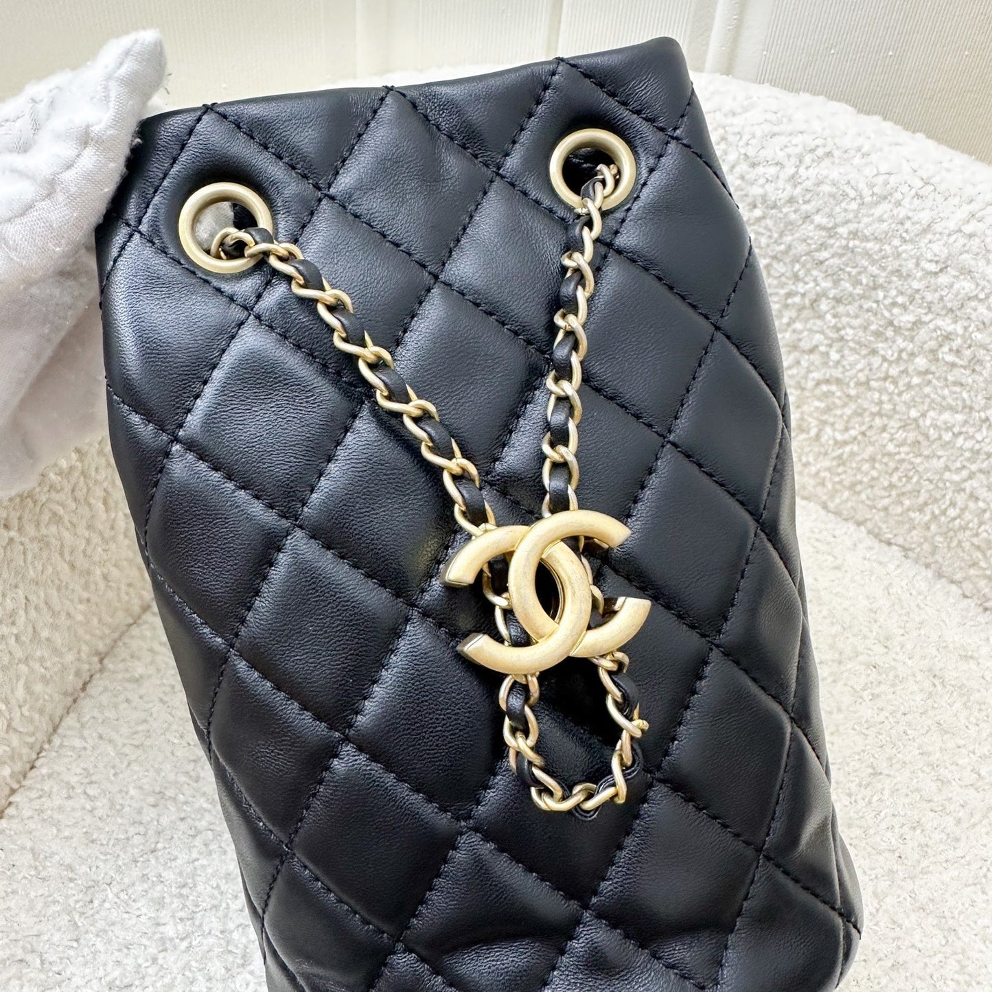 GLM-New Pearl Crush Bucket Bag in 22S Black Lambskin AGHW