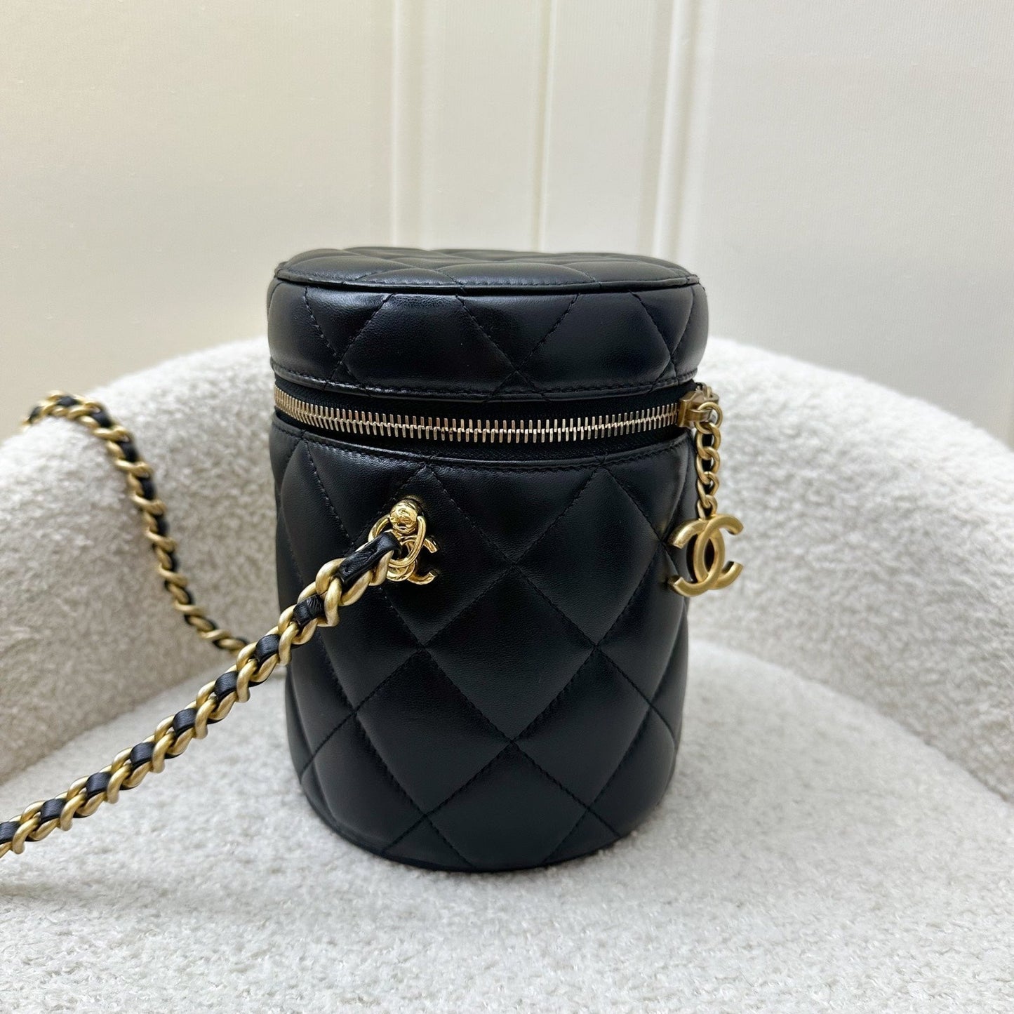 GLM-21K Small Vanity in Black Lambskin AGHW
