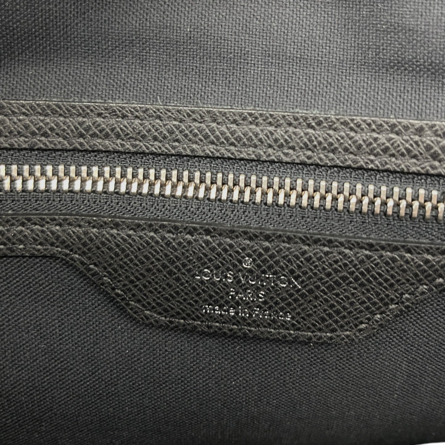 Men's Roman Mm Taiga Leather Bag Black