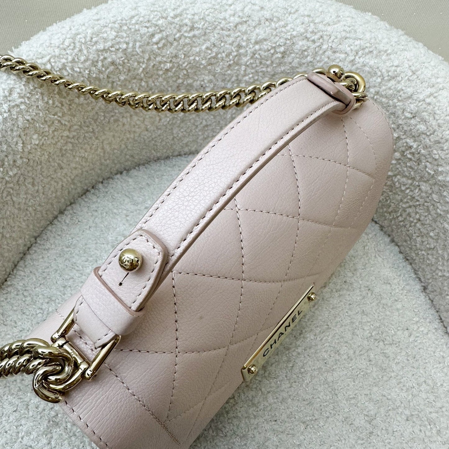 GLM-17C Click Label Shoulder Bag in Light Pink Calfskin and LGHW
