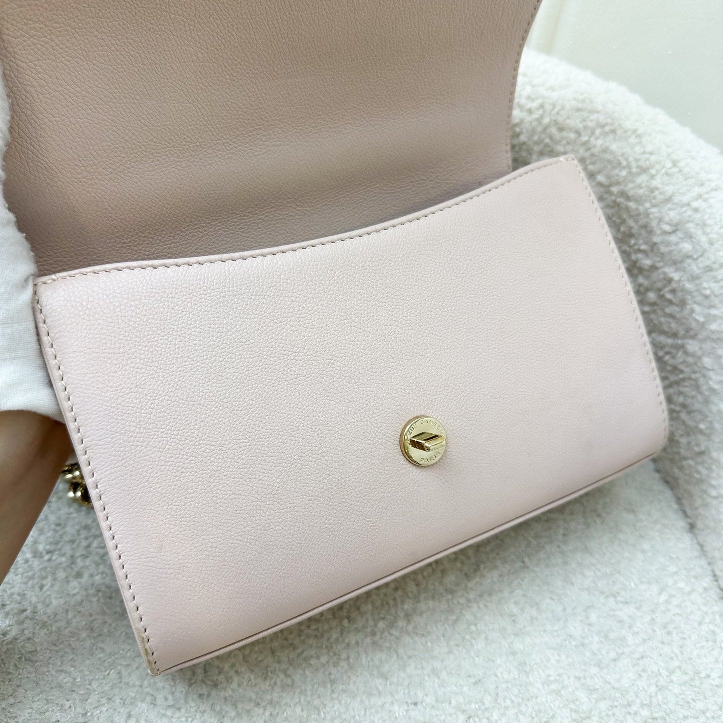 GLM-17C Click Label Shoulder Bag in Light Pink Calfskin and LGHW