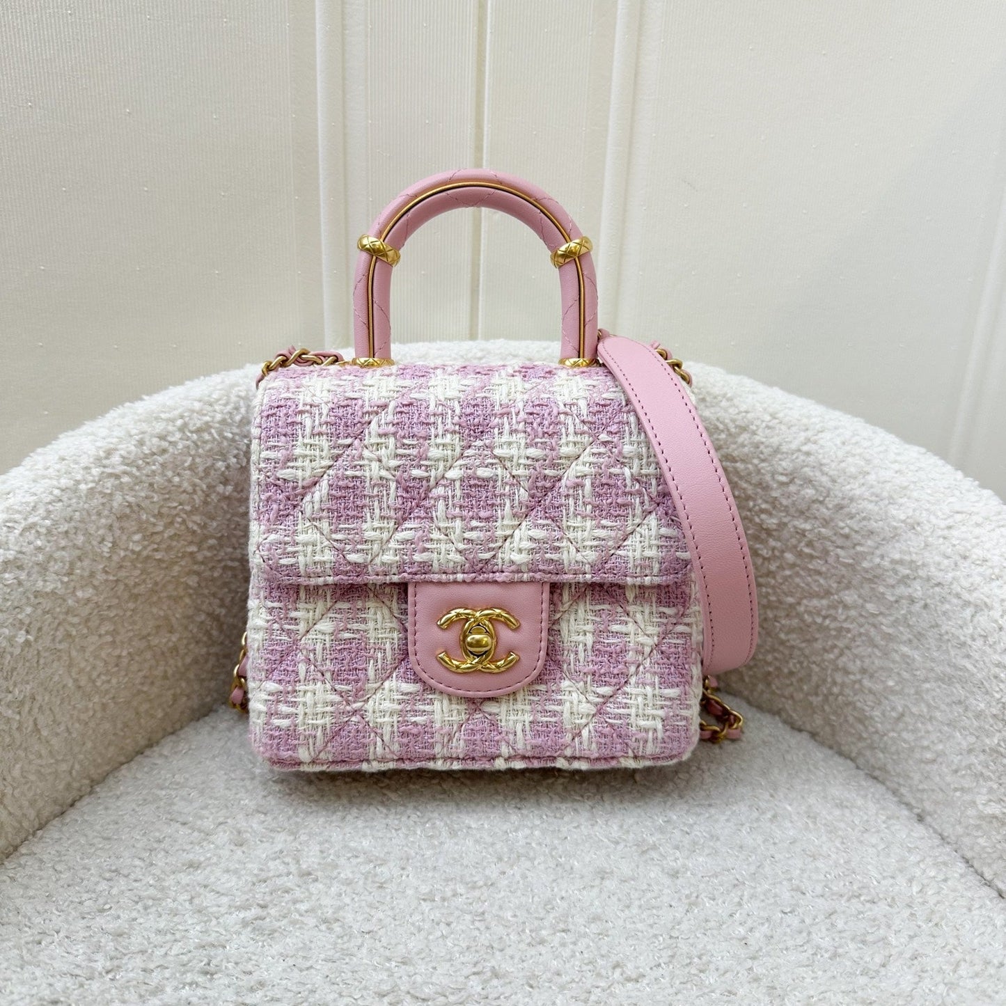 GLM-23S Top Handle Flap Bag in Pink Tweed Houndstooth AGHW