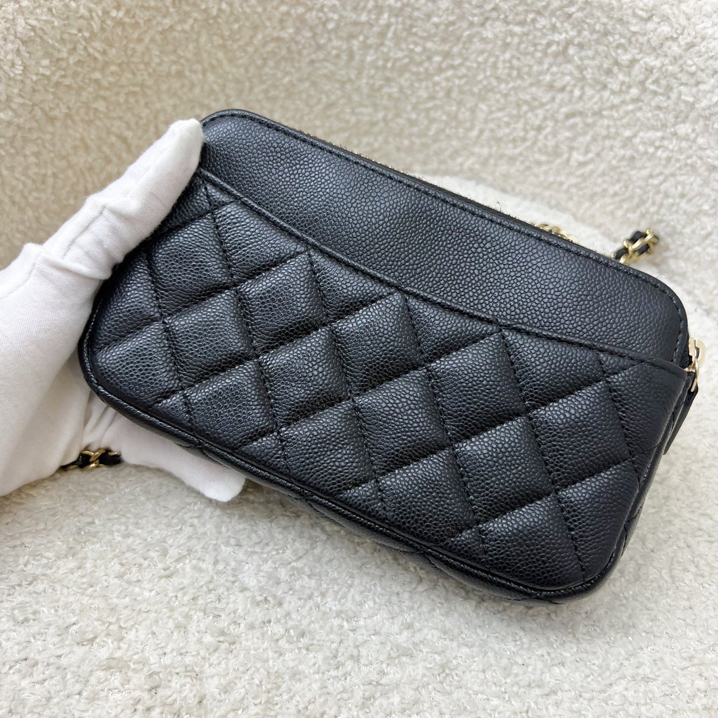 GLM-Phone Holder / Wallet On Chain WOC in Black Caviar and LGHW (Model: AP2096)