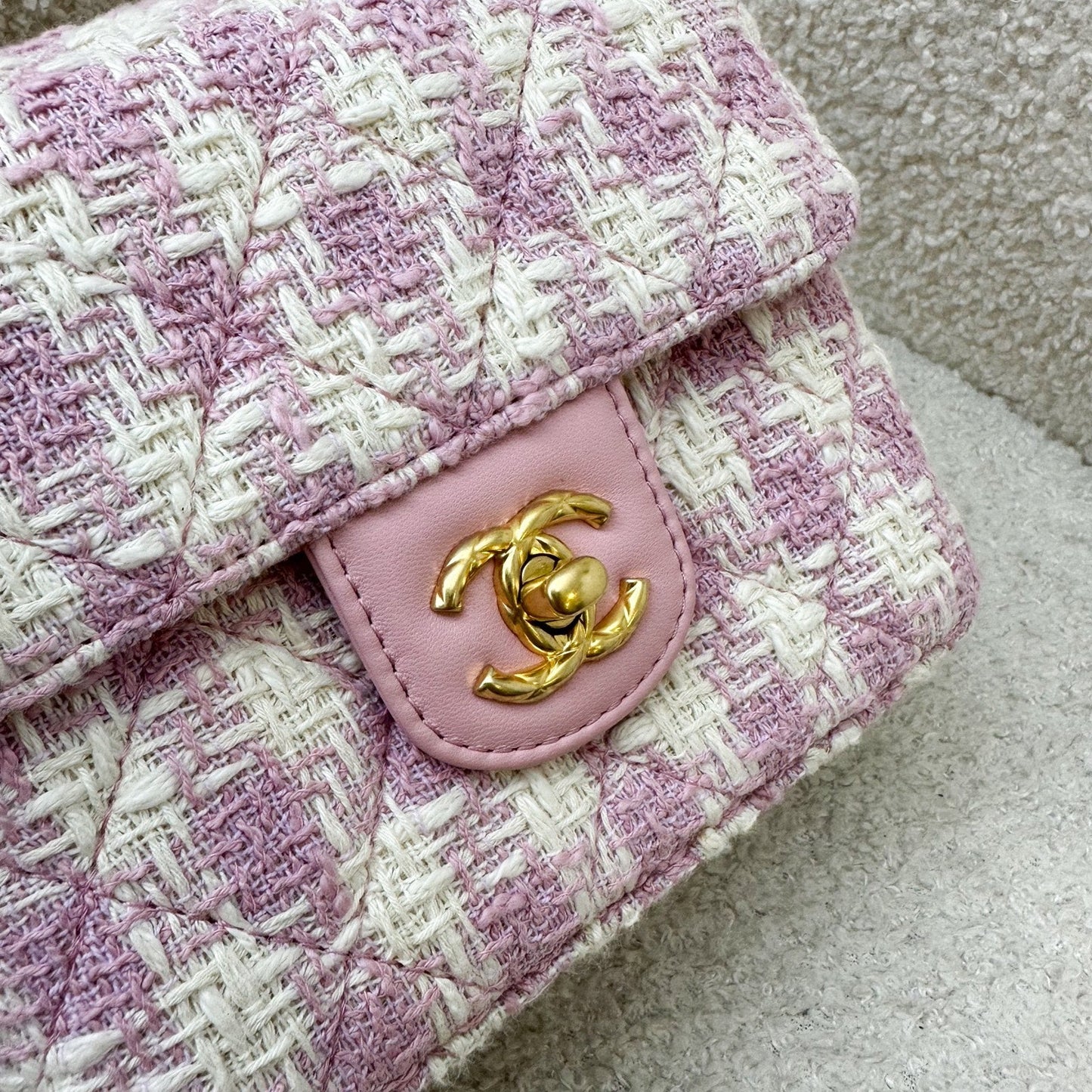 GLM-23S Top Handle Flap Bag in Pink Tweed Houndstooth AGHW