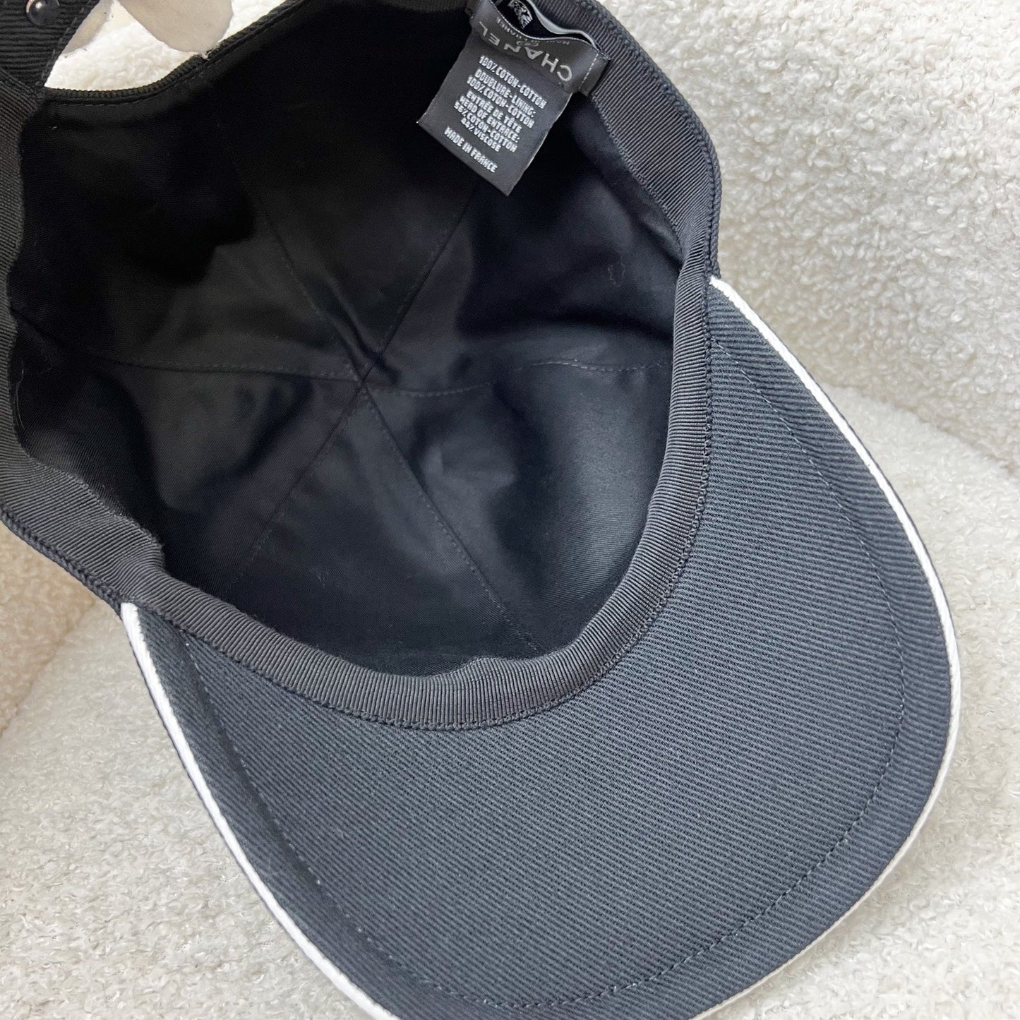 GLM-Baseball Cap with White Embroidered GLM- Logo in Black