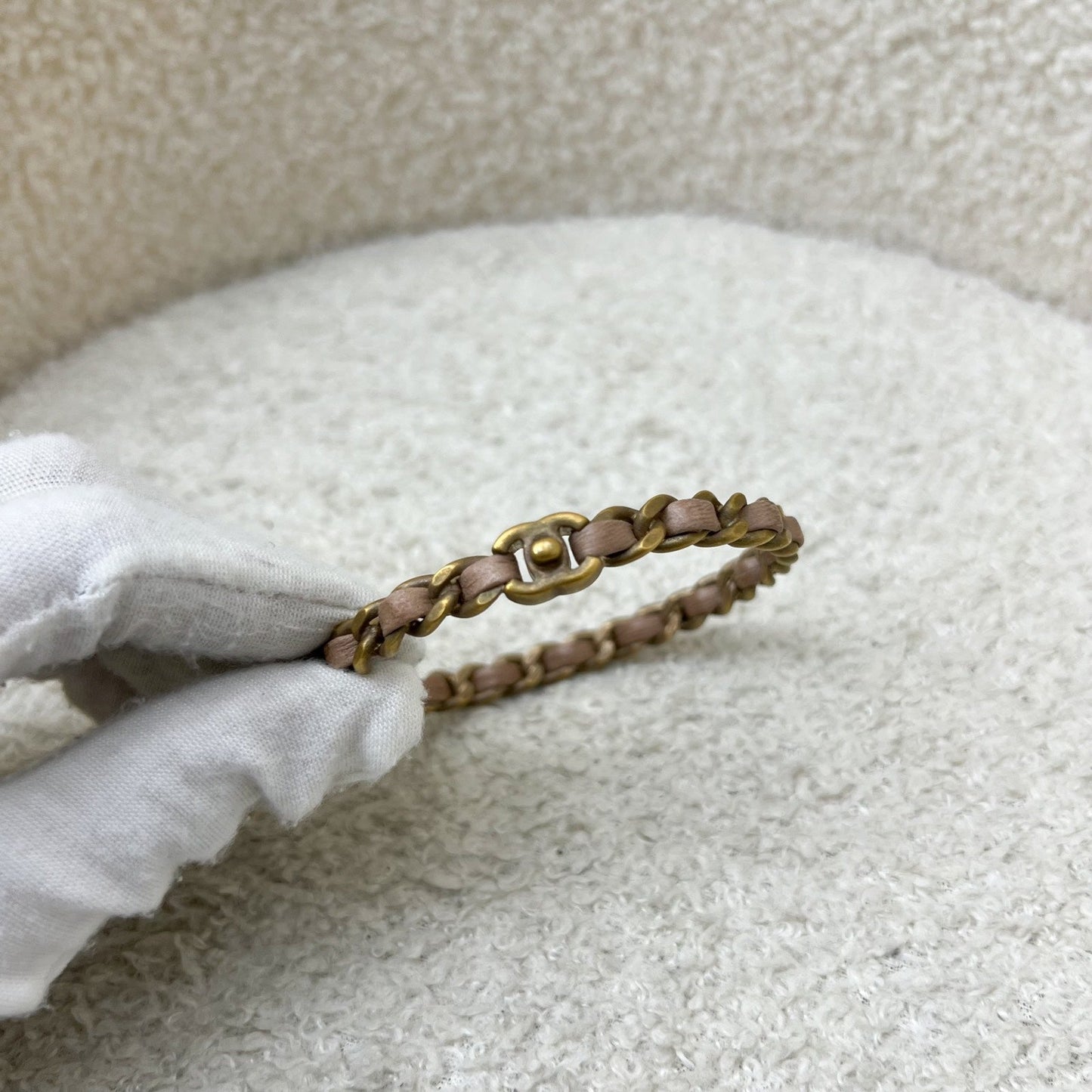 GLM-Interwoven GLM- Bangle with Dusty Pink Leather and Matte GHW