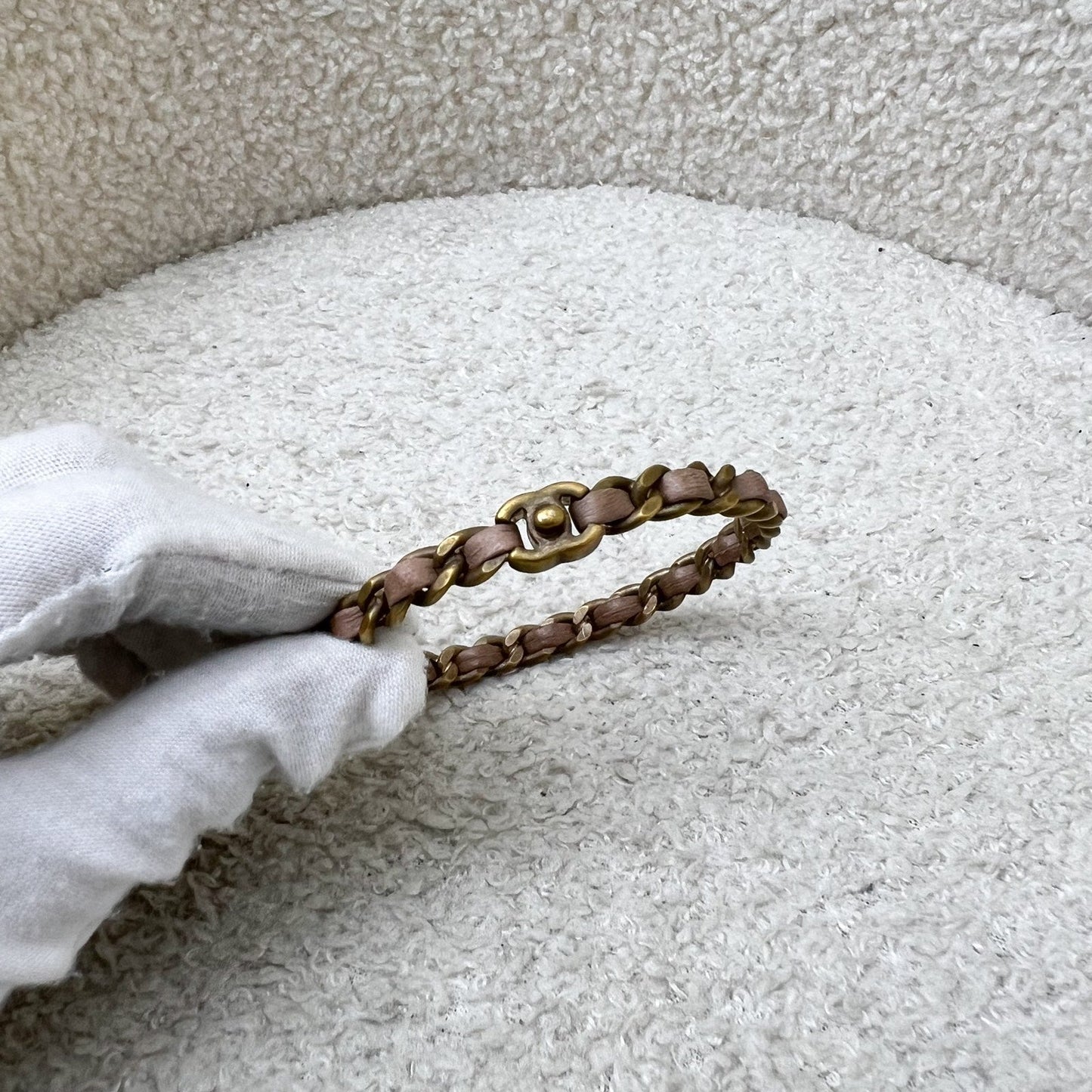 GLM-Interwoven GLM- Bangle with Dusty Pink Leather and Matte GHW