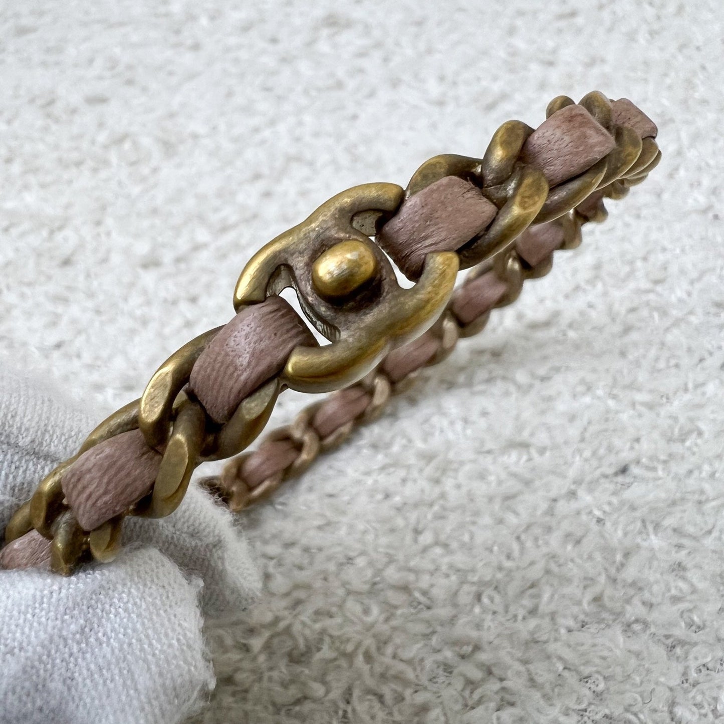 GLM-Interwoven GLM- Bangle with Dusty Pink Leather and Matte GHW