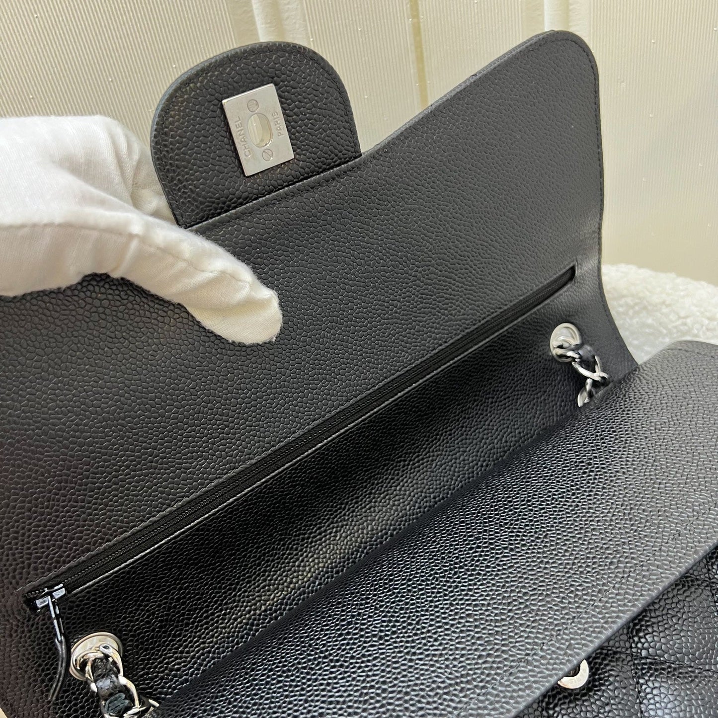 GLM-Jumbo Classic Flap DF in Black Caviar and SHW
