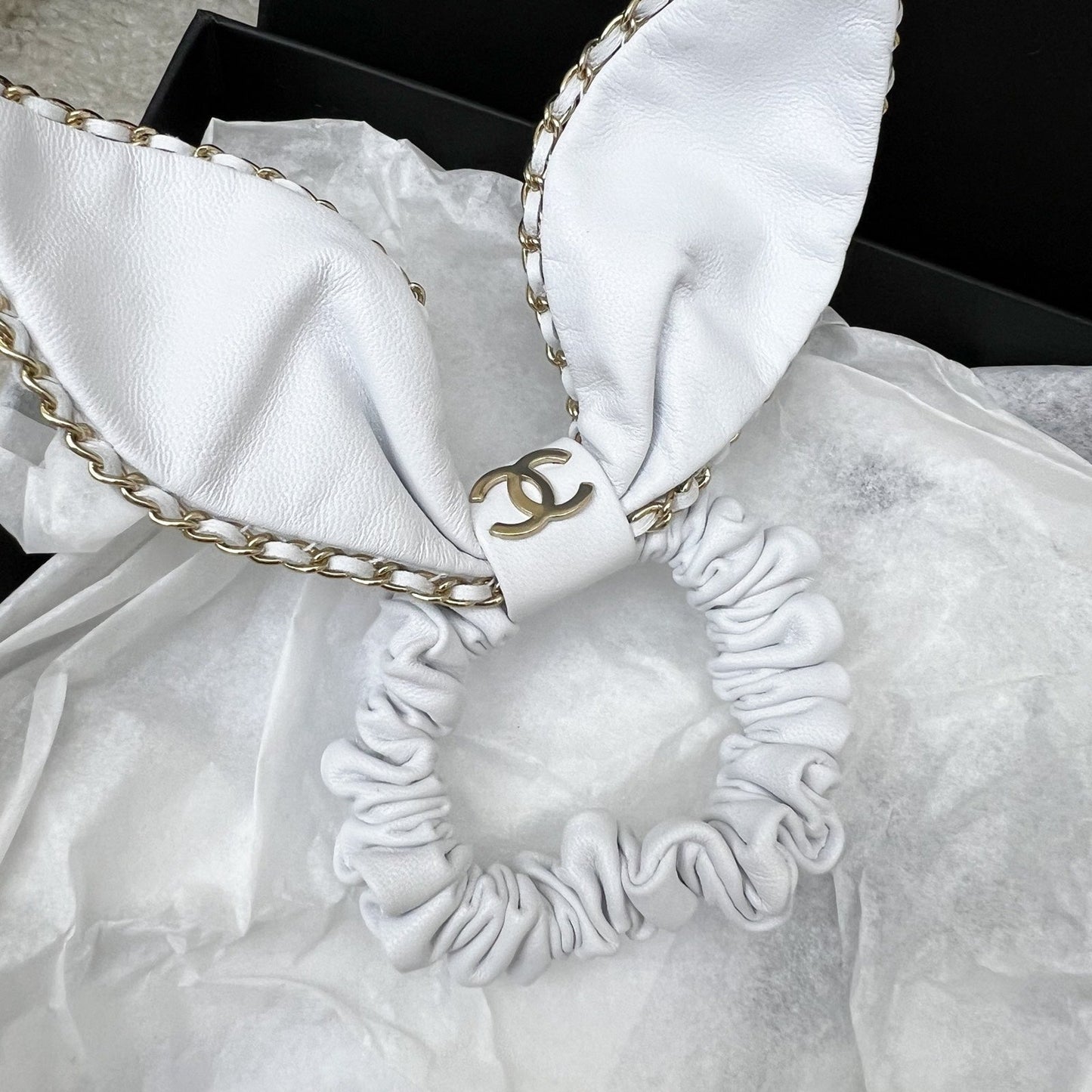 GLM-Hair Scrunchie Tie in White Lambskin and LGHW