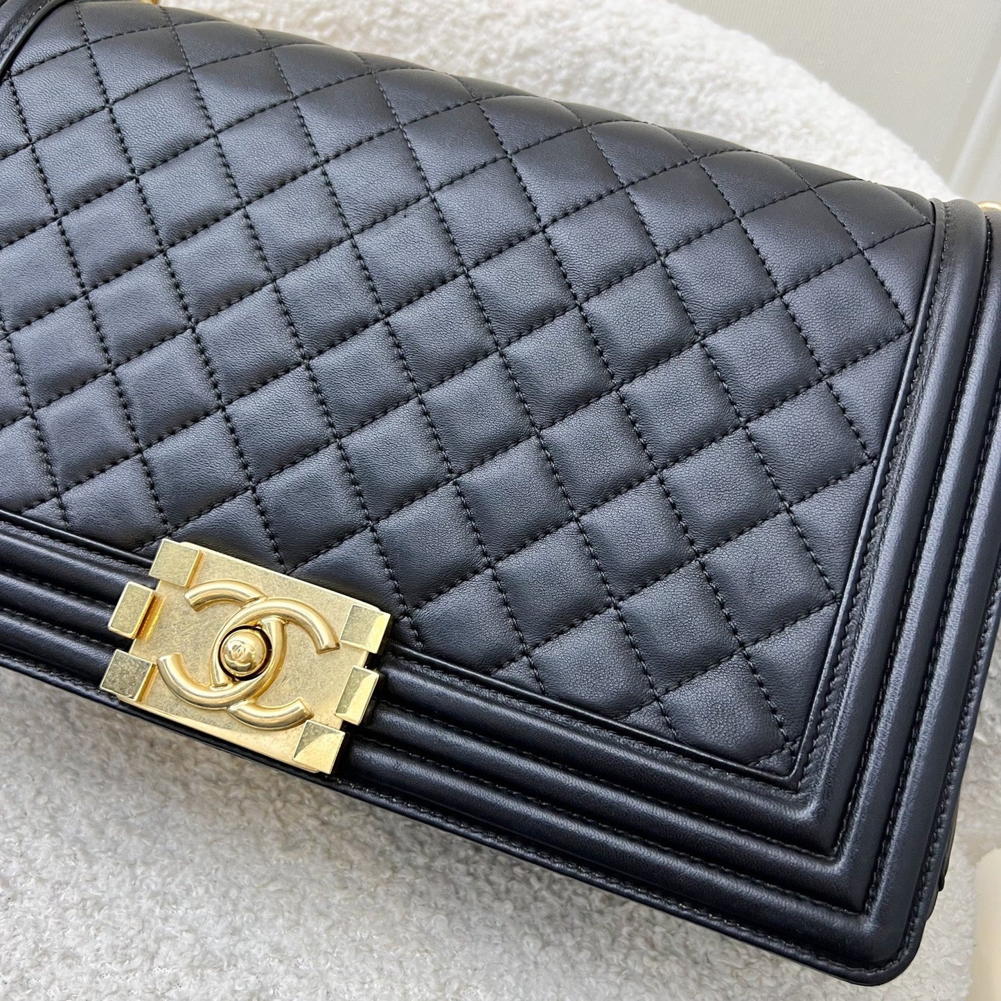 GLM-New Medium / Large 28cm Boy Flap in Black Lambskin and AGHW