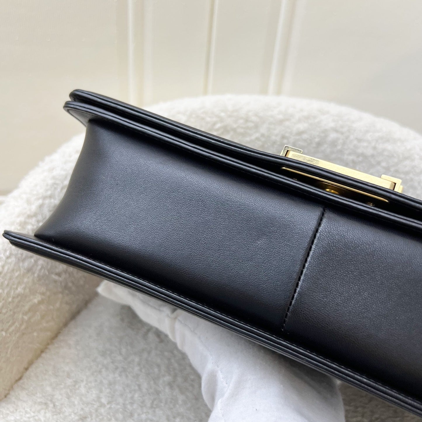 GLM-New Medium / Large 28cm Boy Flap in Black Lambskin and AGHW