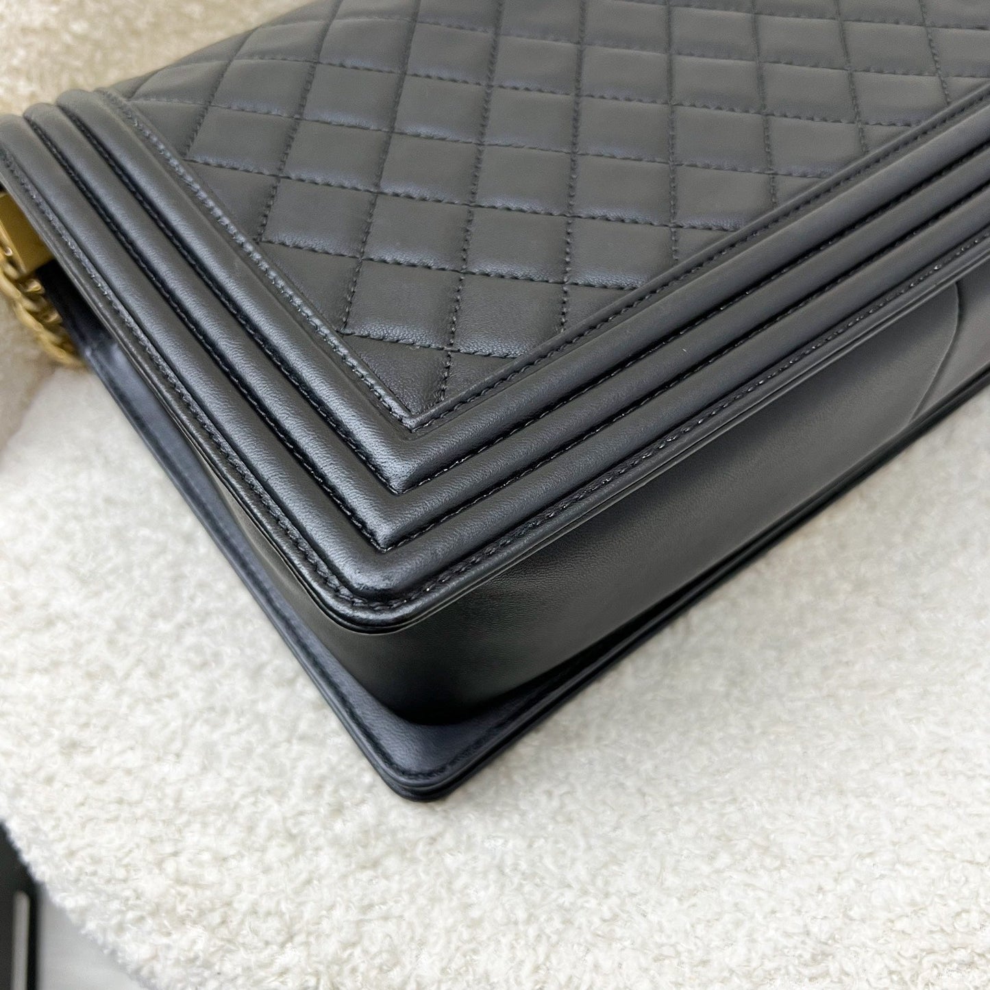 GLM-New Medium / Large 28cm Boy Flap in Black Lambskin and AGHW