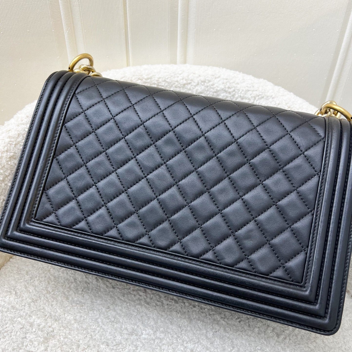 GLM-New Medium / Large 28cm Boy Flap in Black Lambskin and AGHW