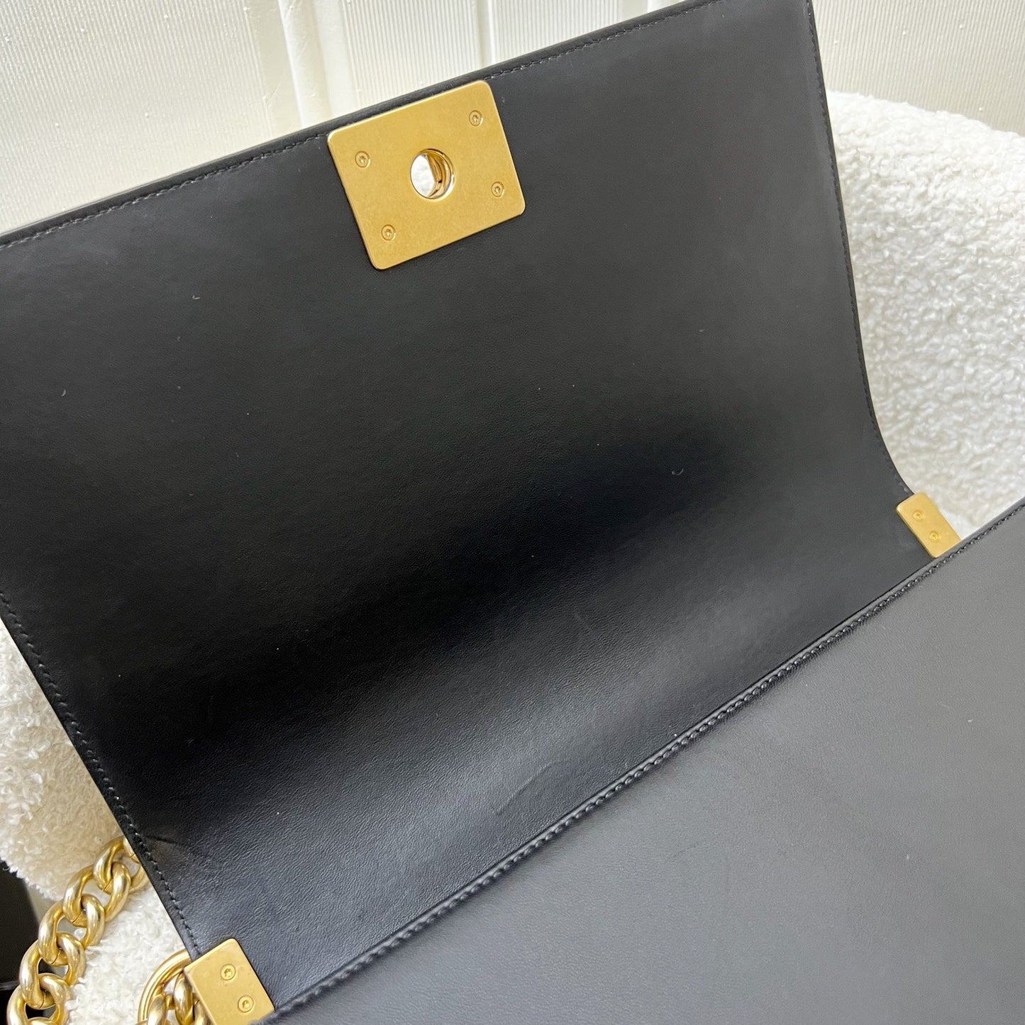 GLM-New Medium / Large 28cm Boy Flap in Black Lambskin and AGHW