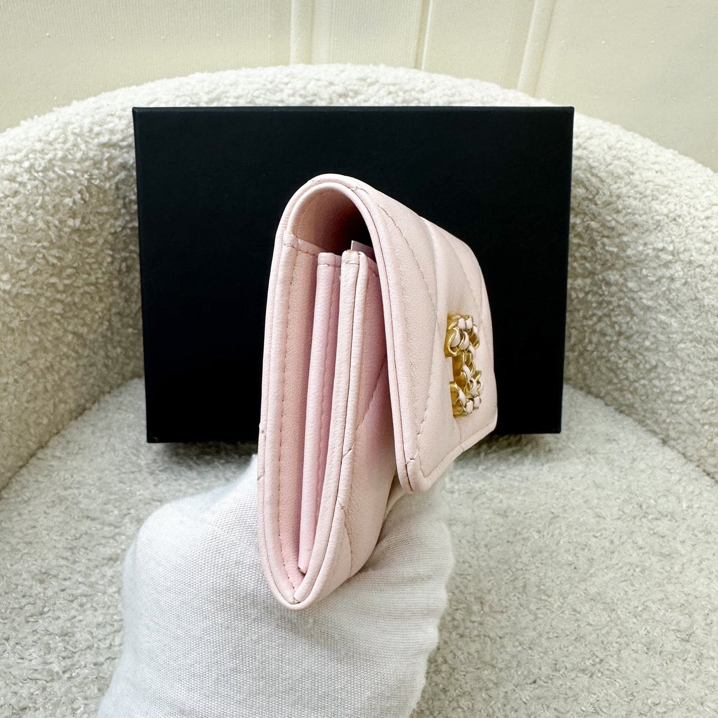 GLM-19 XL Card Holder in 22P Pink Lambskin GHW