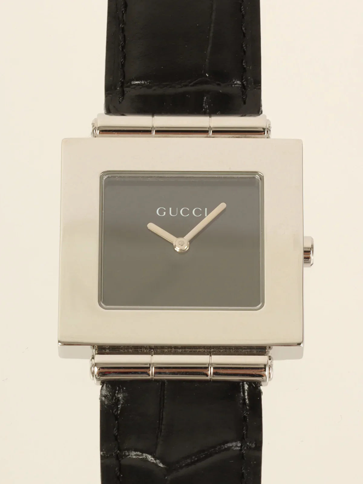 GUCCI Square Face Logo Watch Silver/Black