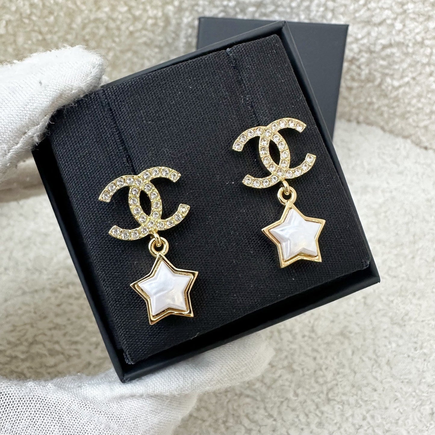 GLM-24C Star Earrings with Crystals and GHW