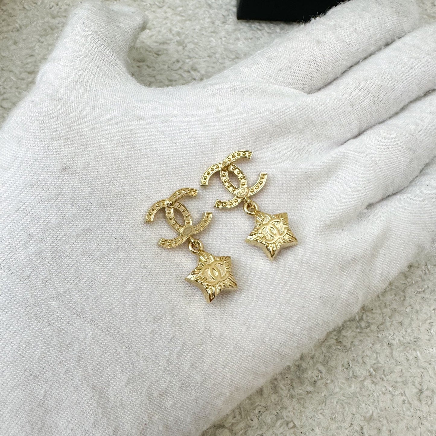 GLM-24C Star Earrings with Crystals and GHW