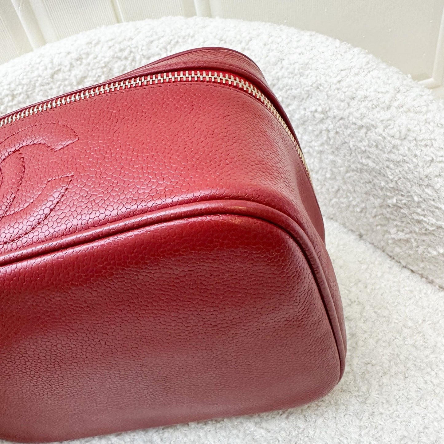 GLM- Vanity Case in Red Caviar and GHW