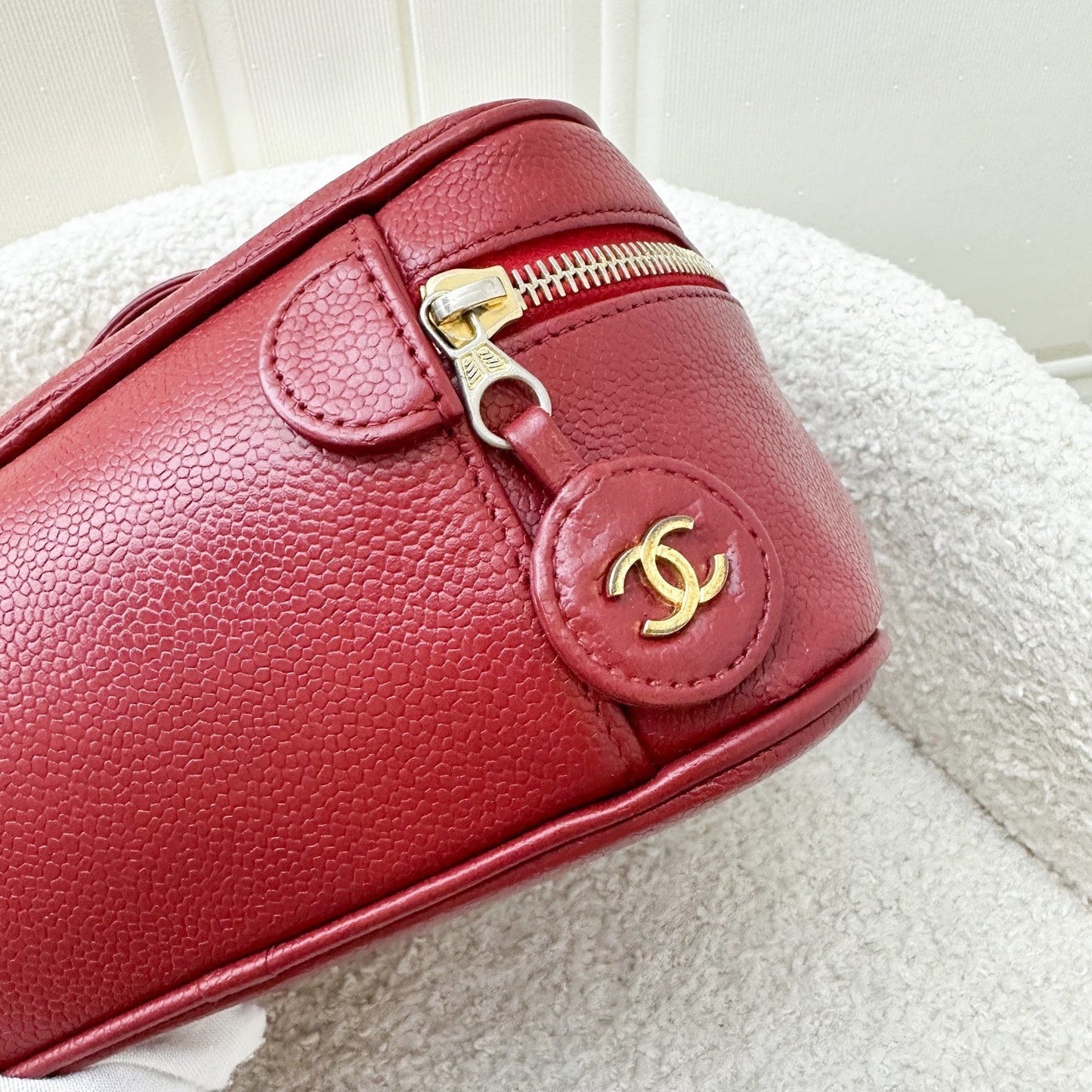 GLM- Vanity Case in Red Caviar and GHW