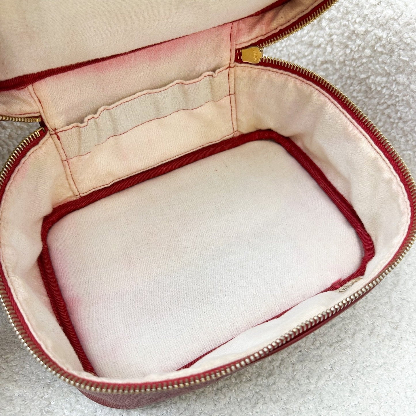 GLM- Vanity Case in Red Caviar and GHW