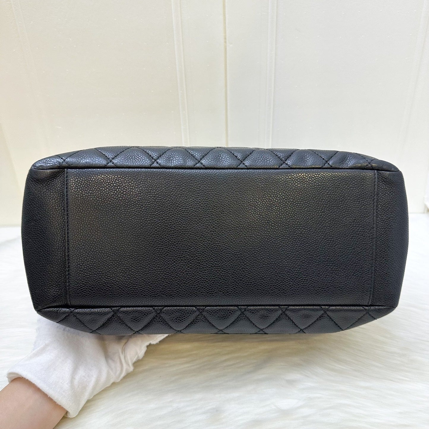 GLM-Grand Shopping Tote GST in Black Caviar and GHW