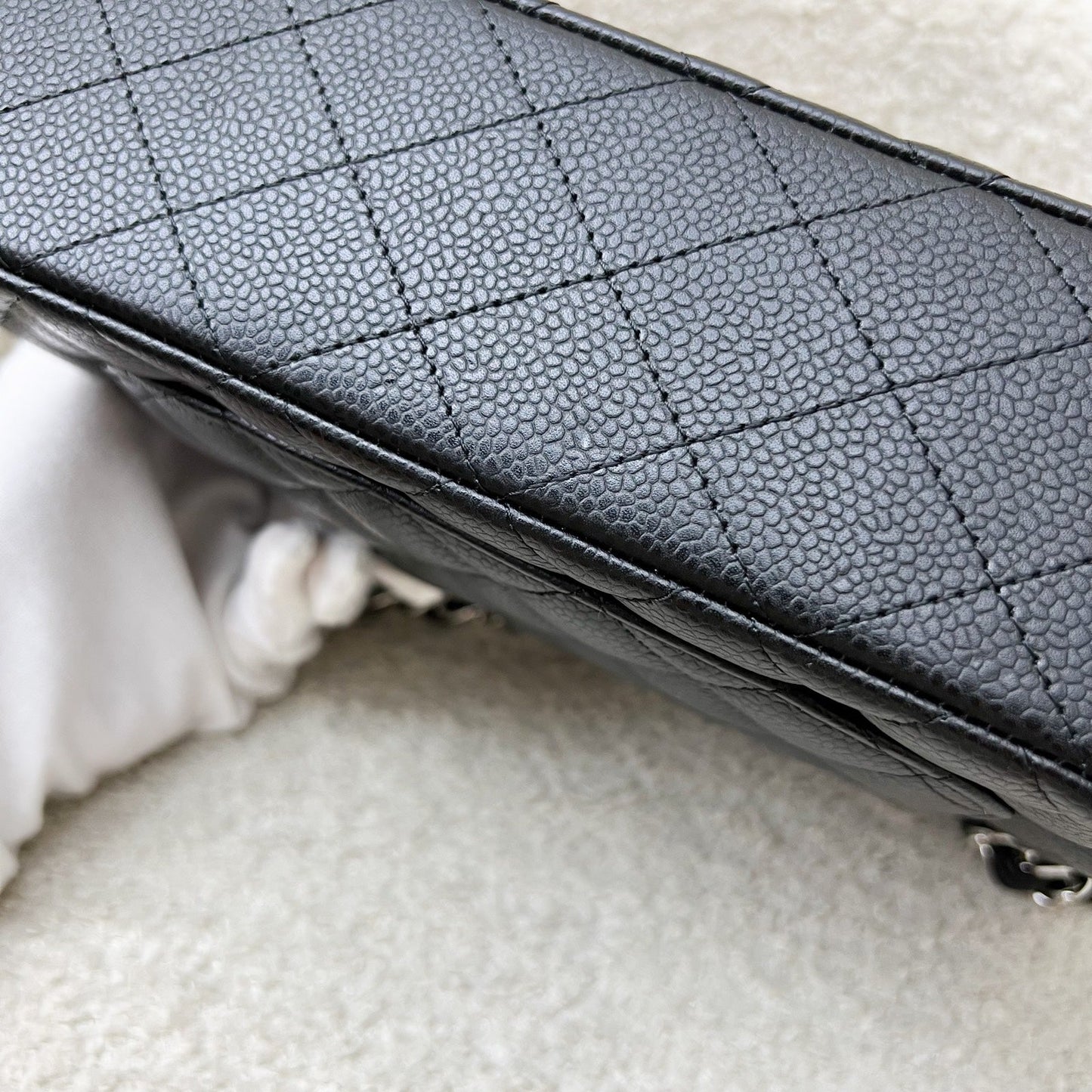 GLM-Small Classic Flap CF in Black Caviar and SHW (Model: A01113)