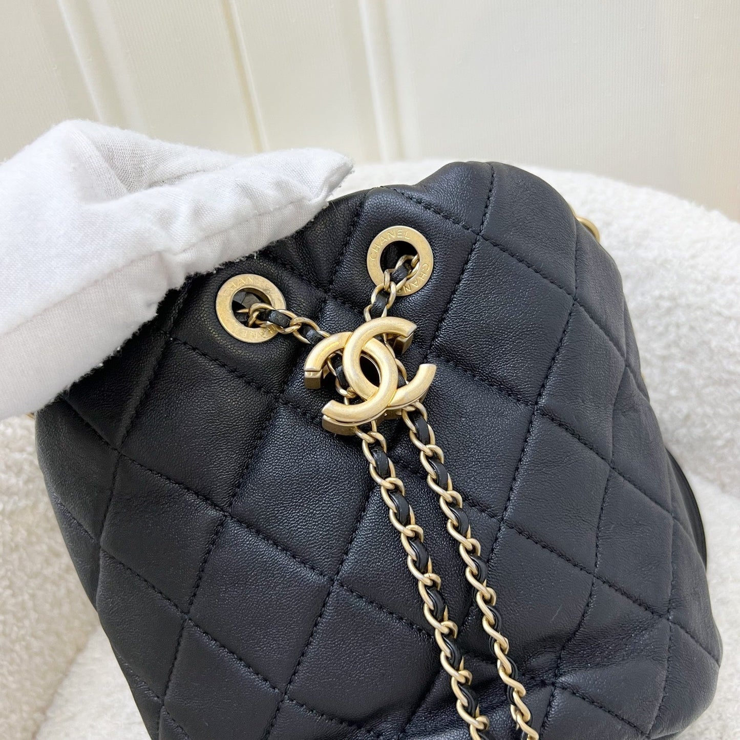 GLM-Pearl Handle Mini Drawstring Bucket Bag in Black Lambskin and AGHW (Model: AS2608)