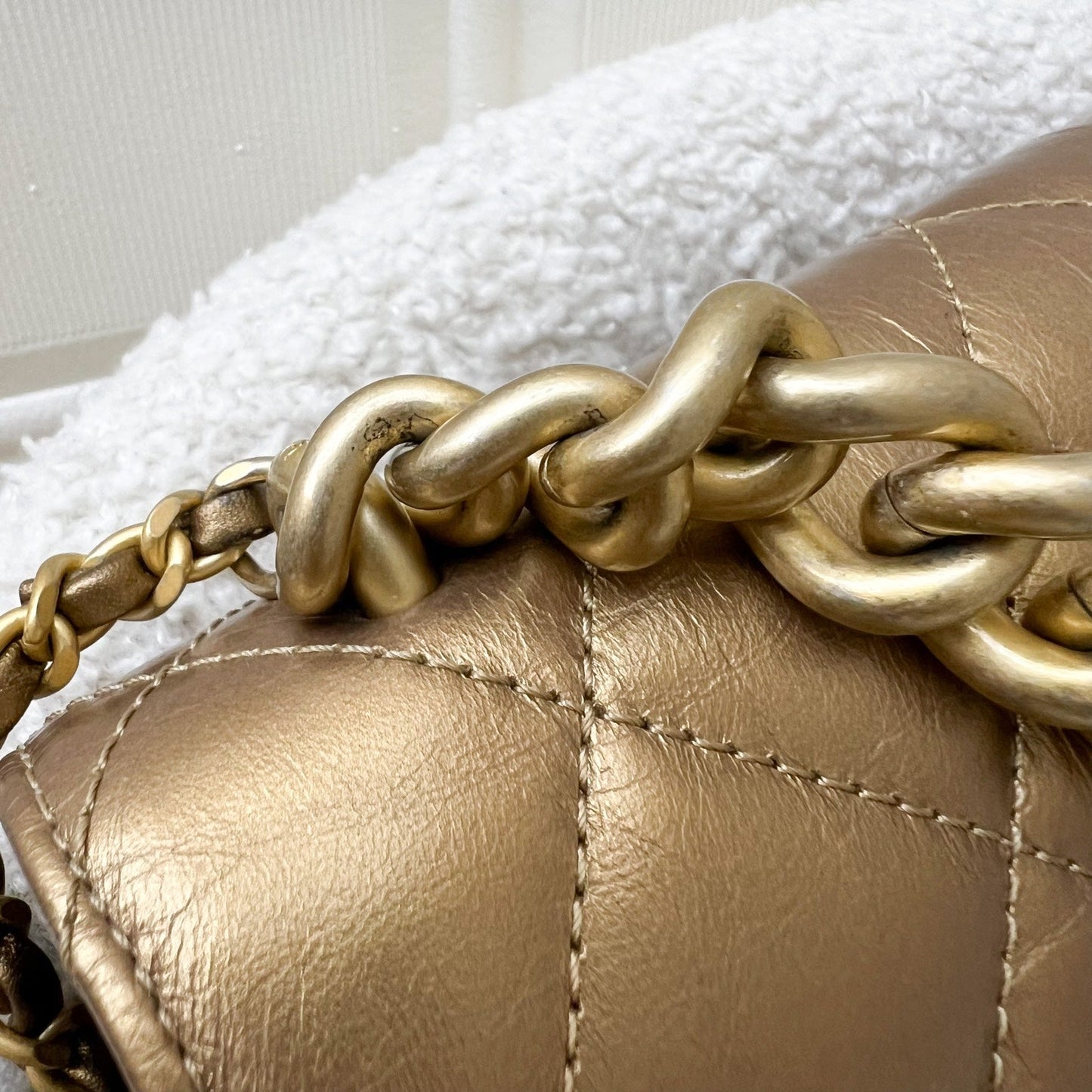 GLM-Seasonal Flap Bag in Gold Shiny Calfskin / Caviar and AGHW